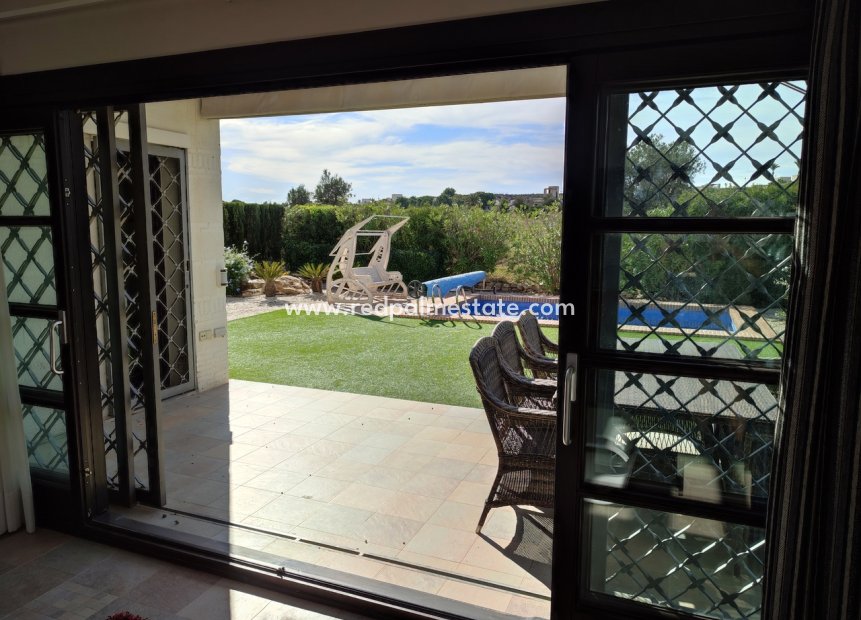 Revente - Villa -
Peraleja Golf - Inland