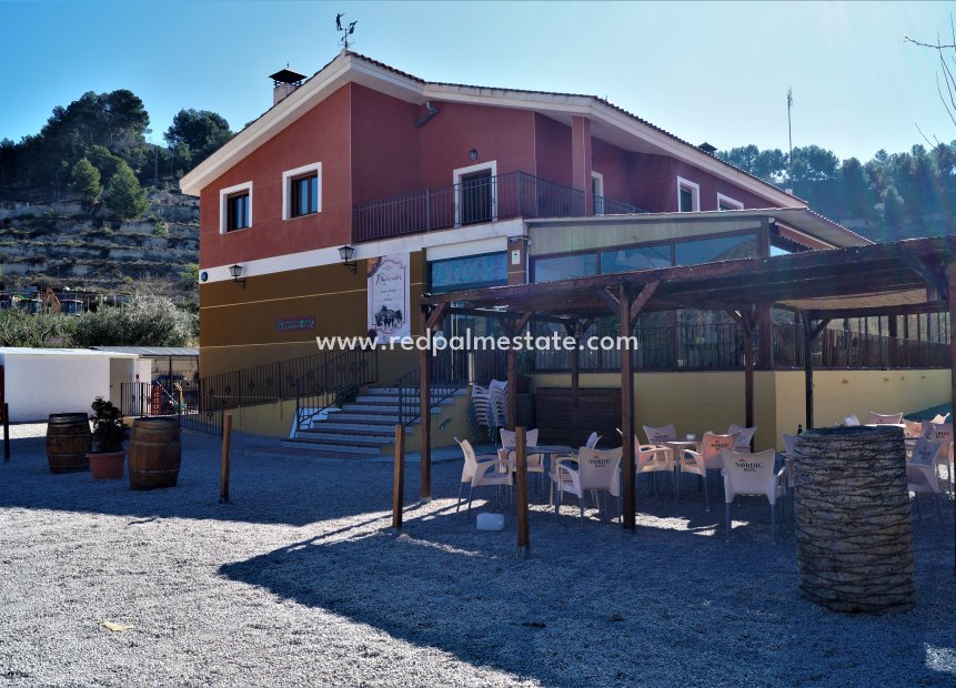 Revente - Villa -
Petrer - Inland