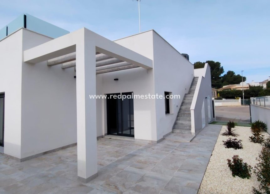 Revente - Villa -
Pilar de la Horadada - Pinar de Campoverde