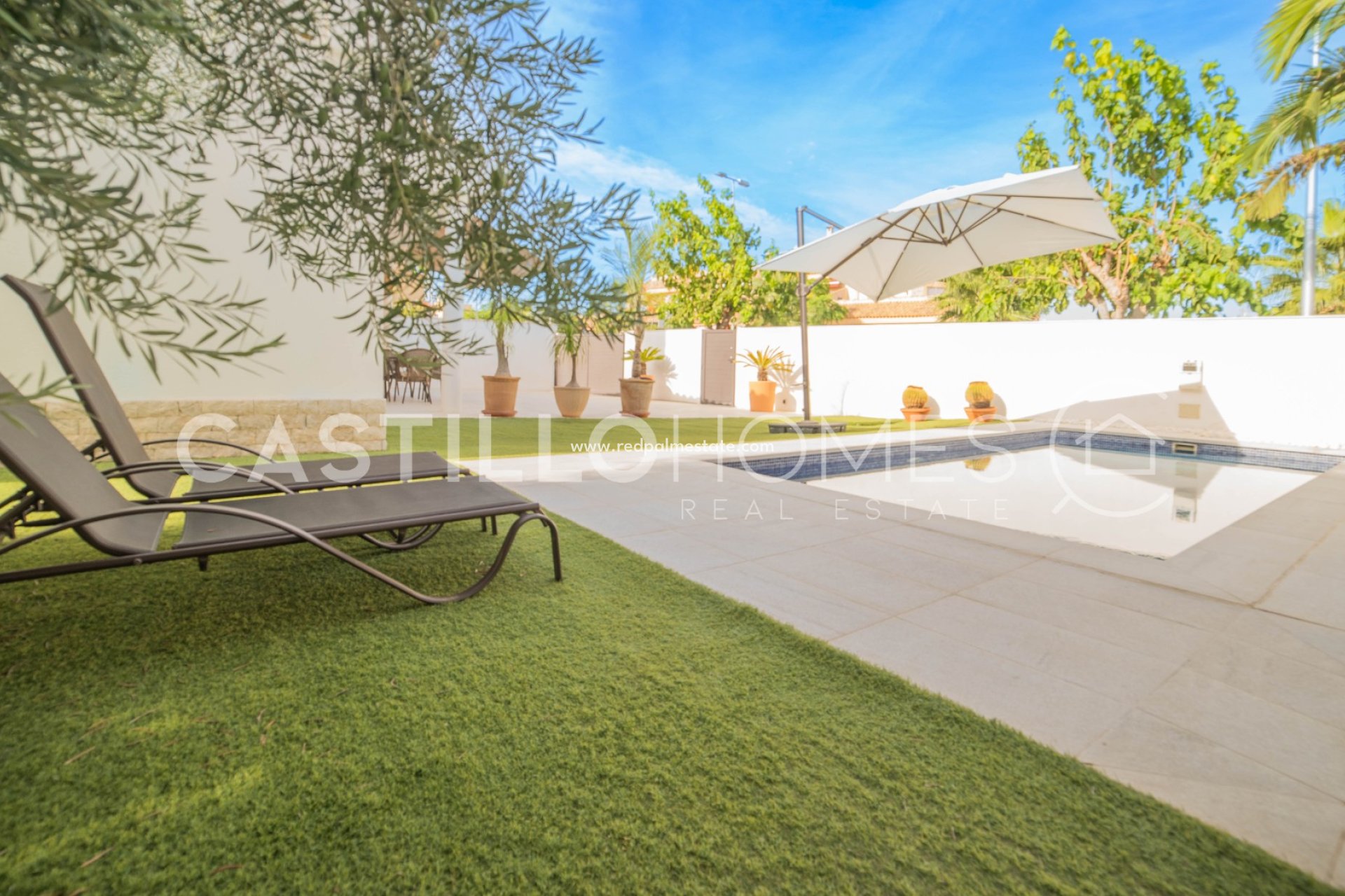 Revente - Villa -
Pilar de la Horadada - Torre de la Horadada