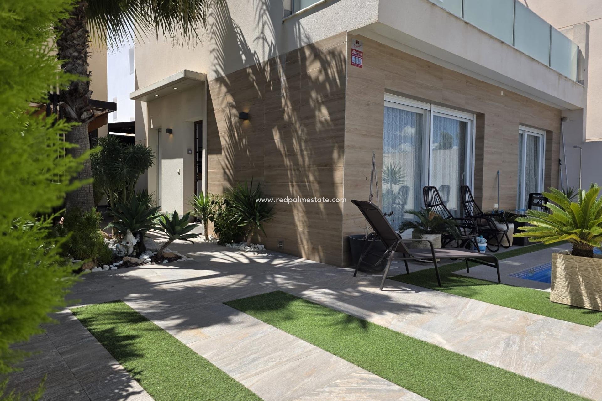 Revente - Villa -
Pilar de la Horadada - Zona Pueblo