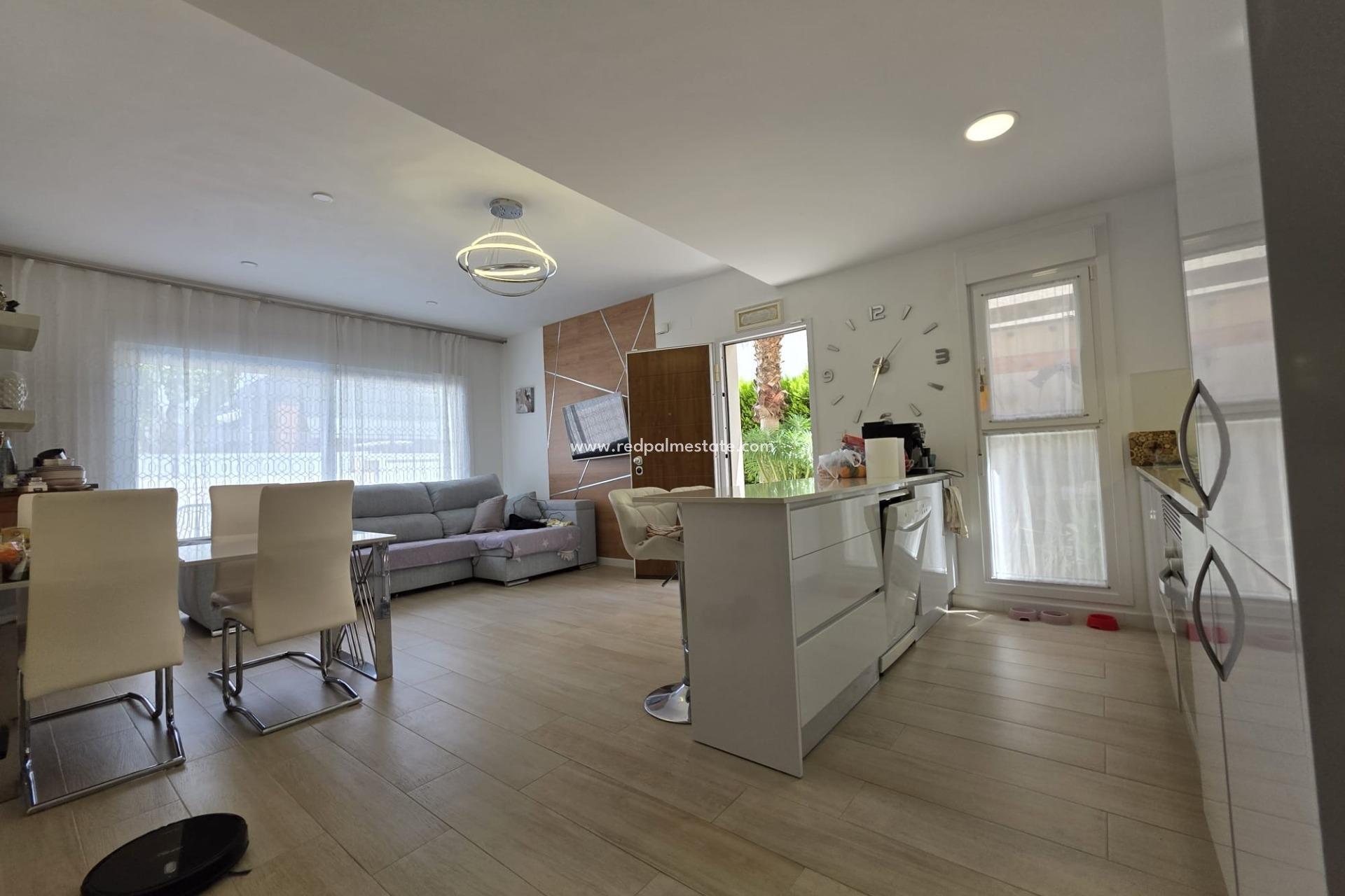 Revente - Villa -
Pilar de la Horadada - Zona Pueblo