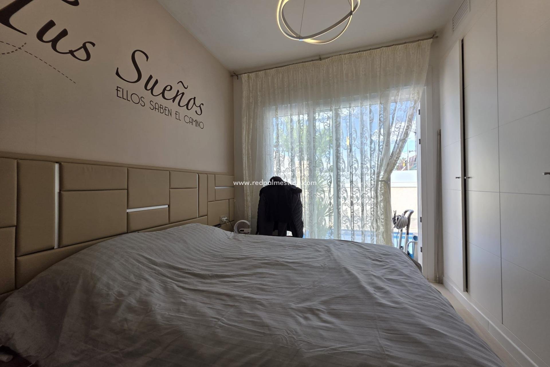 Revente - Villa -
Pilar de la Horadada - Zona Pueblo