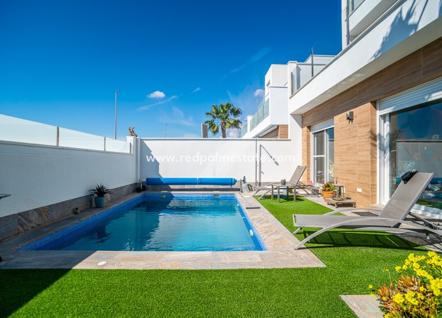 Revente - Villa -
Pilar de la Horadada