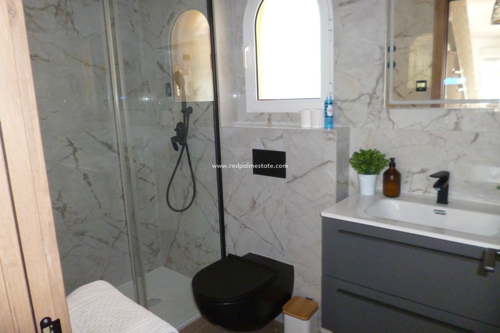 Revente - Villa -
Pilar de la Horadada