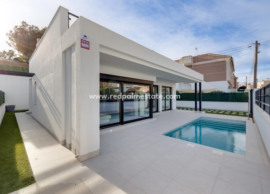 Revente - Villa -
Pinar de Campoverde - Inland