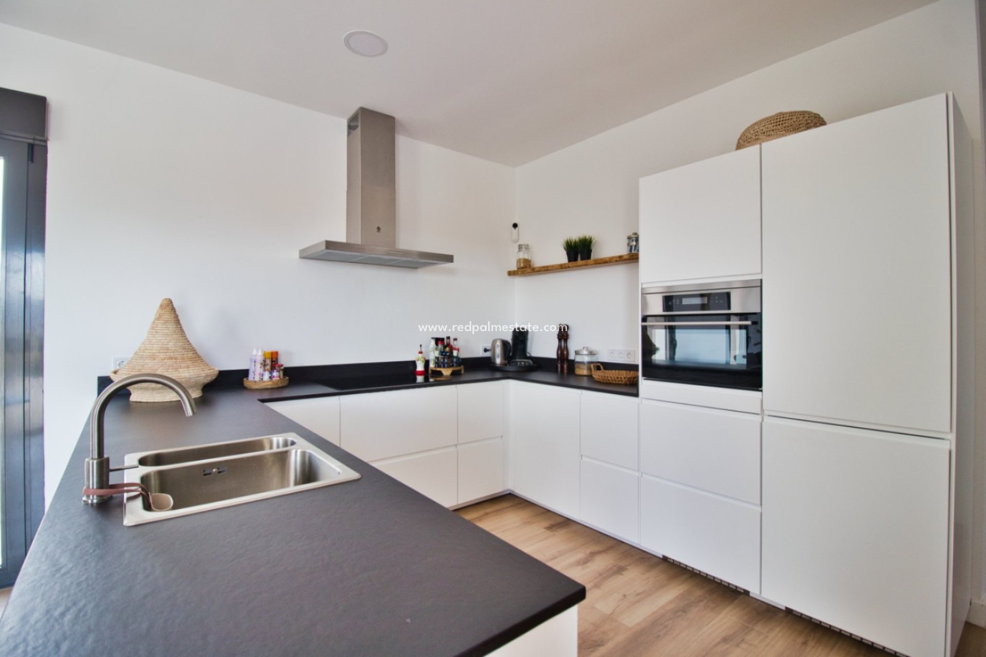 Revente - Villa -
Pinoso - Inland