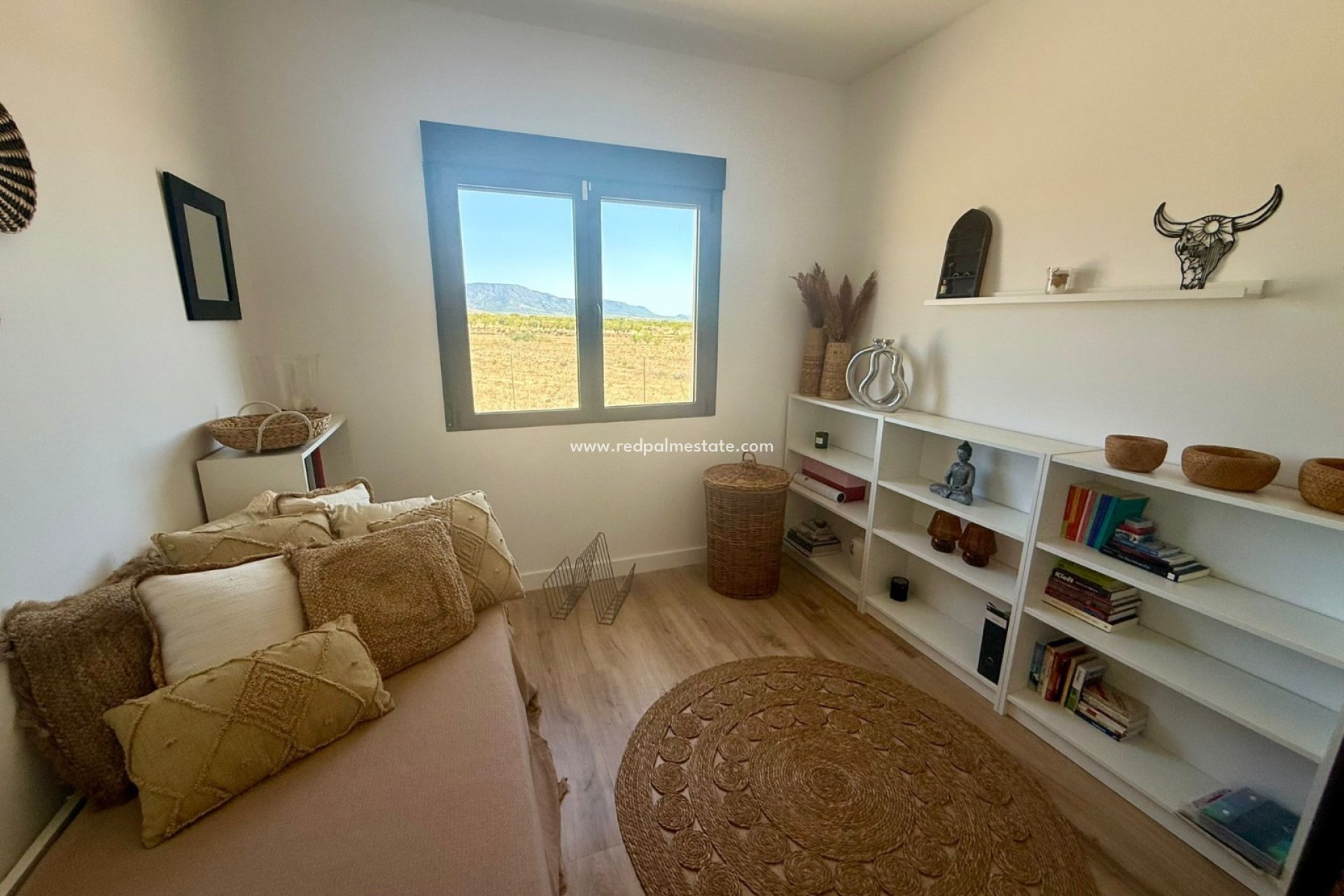 Revente - Villa -
Pinoso - Inland