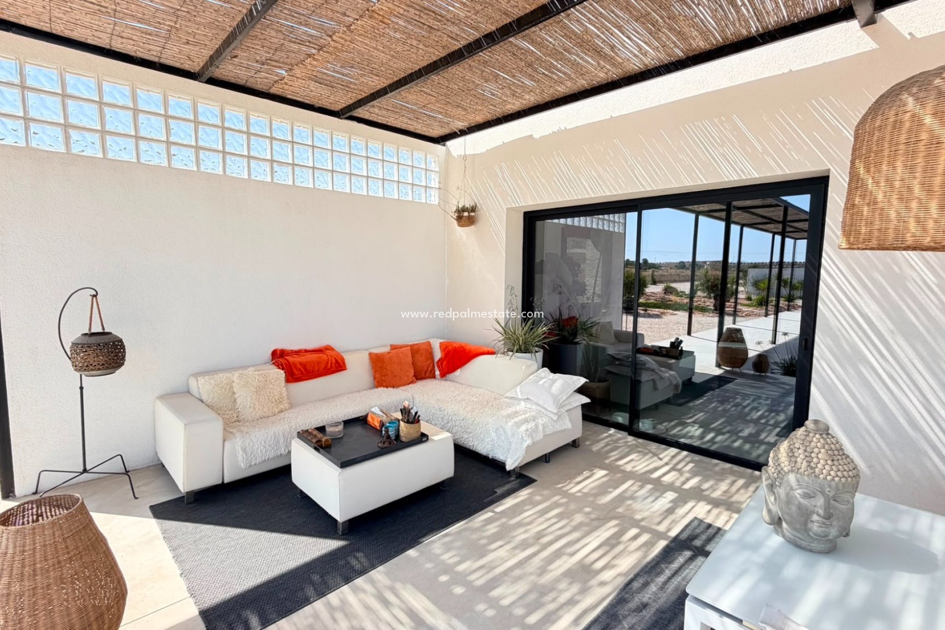 Revente - Villa -
Pinoso - Inland
