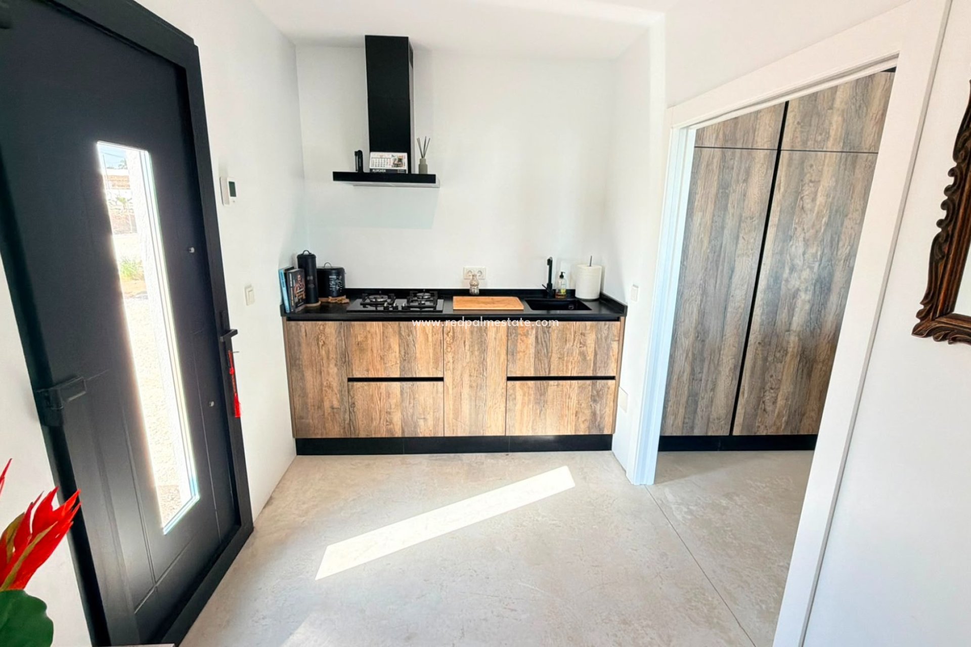 Revente - Villa -
Pinoso - Inland