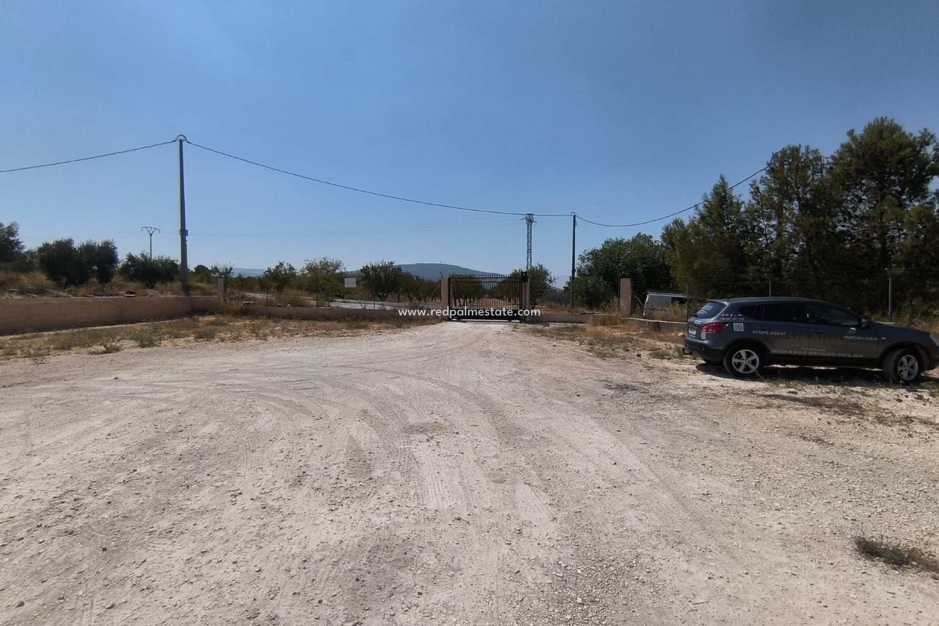 Revente - Villa -
Pinoso - Inland