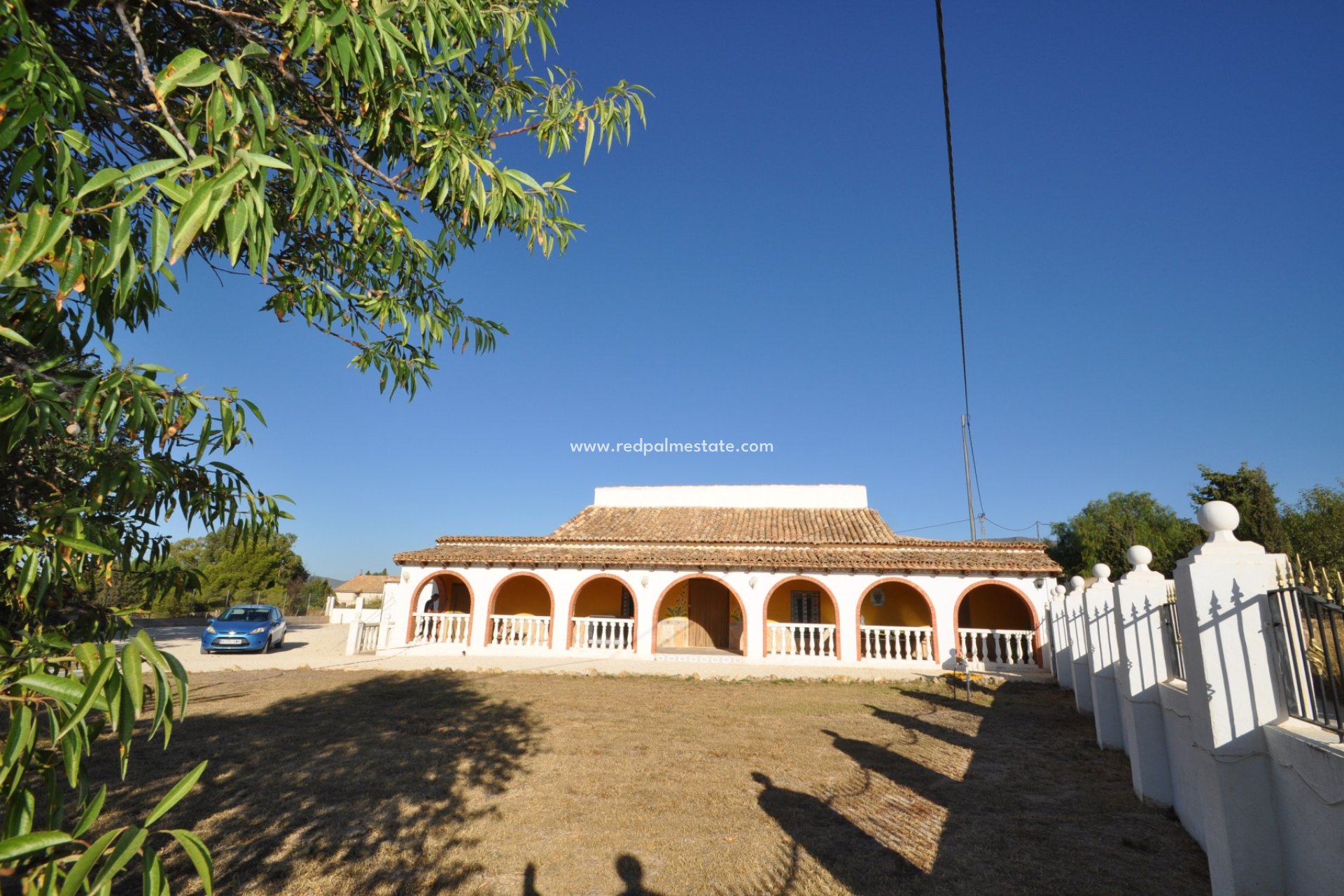 Revente - Villa -
Pinoso - Inland