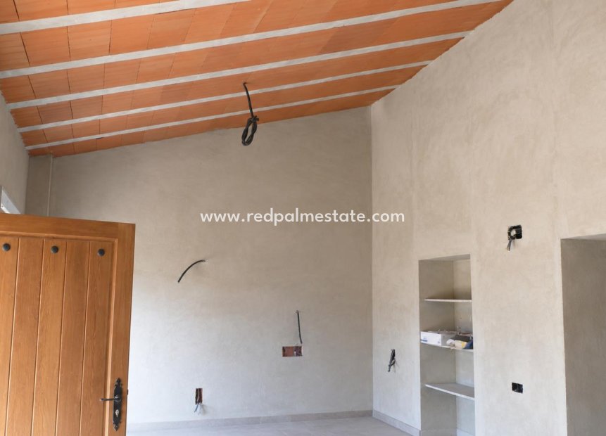 Revente - Villa -
Pinoso - Inland