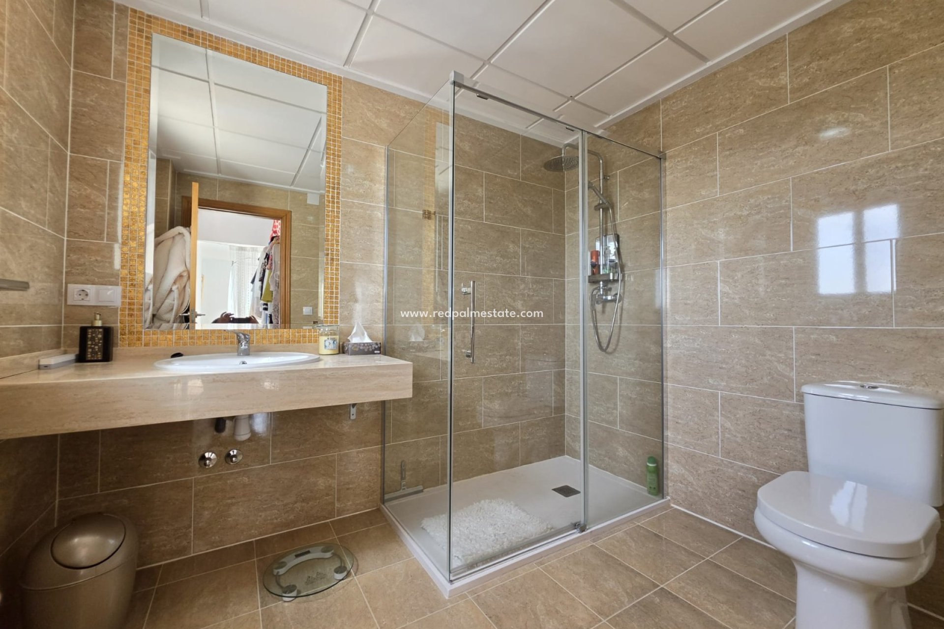 Revente - Villa -
Pinoso - Inland