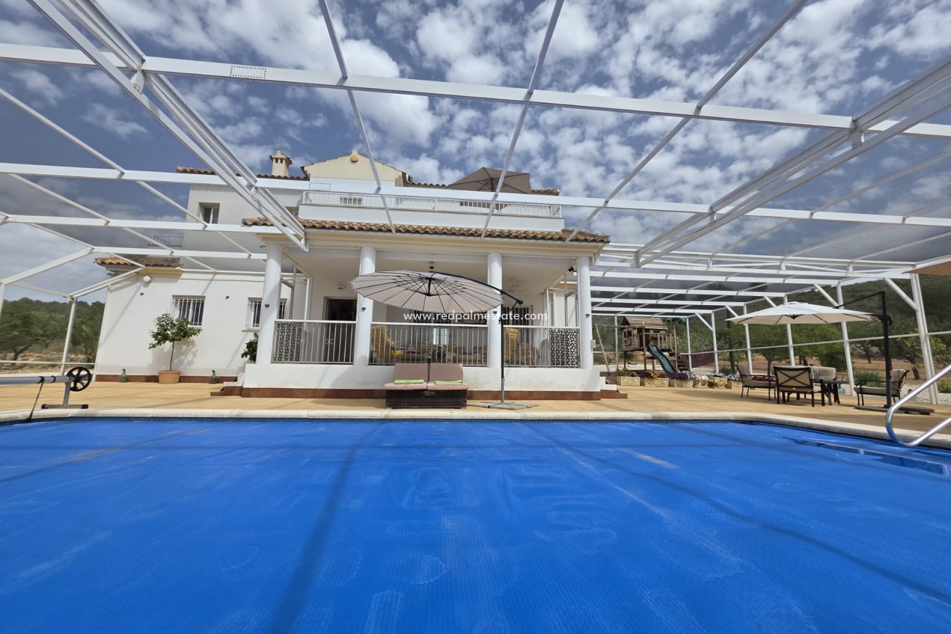 Revente - Villa -
Pinoso - Inland