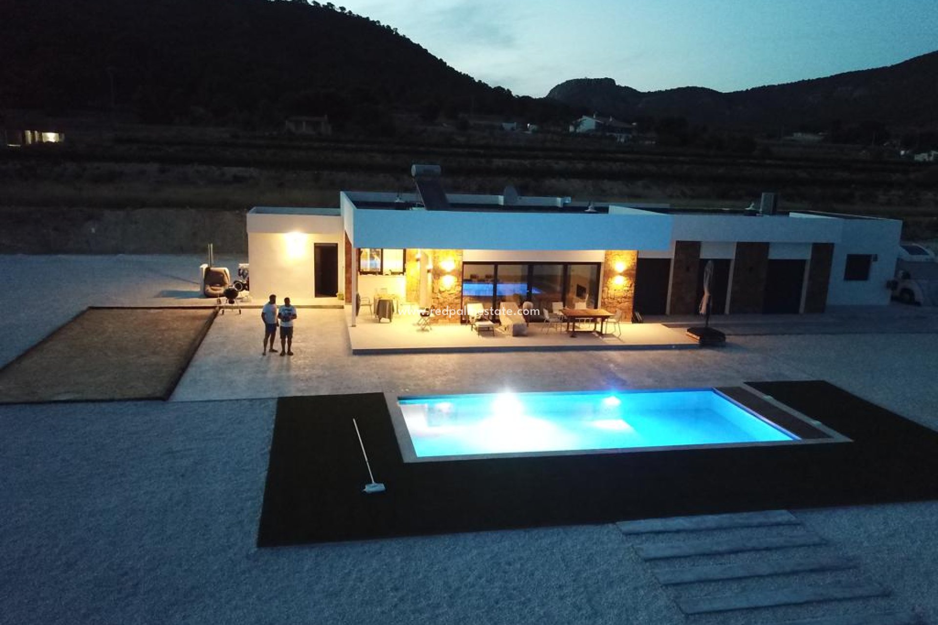 Revente - Villa -
Pinoso - Inland