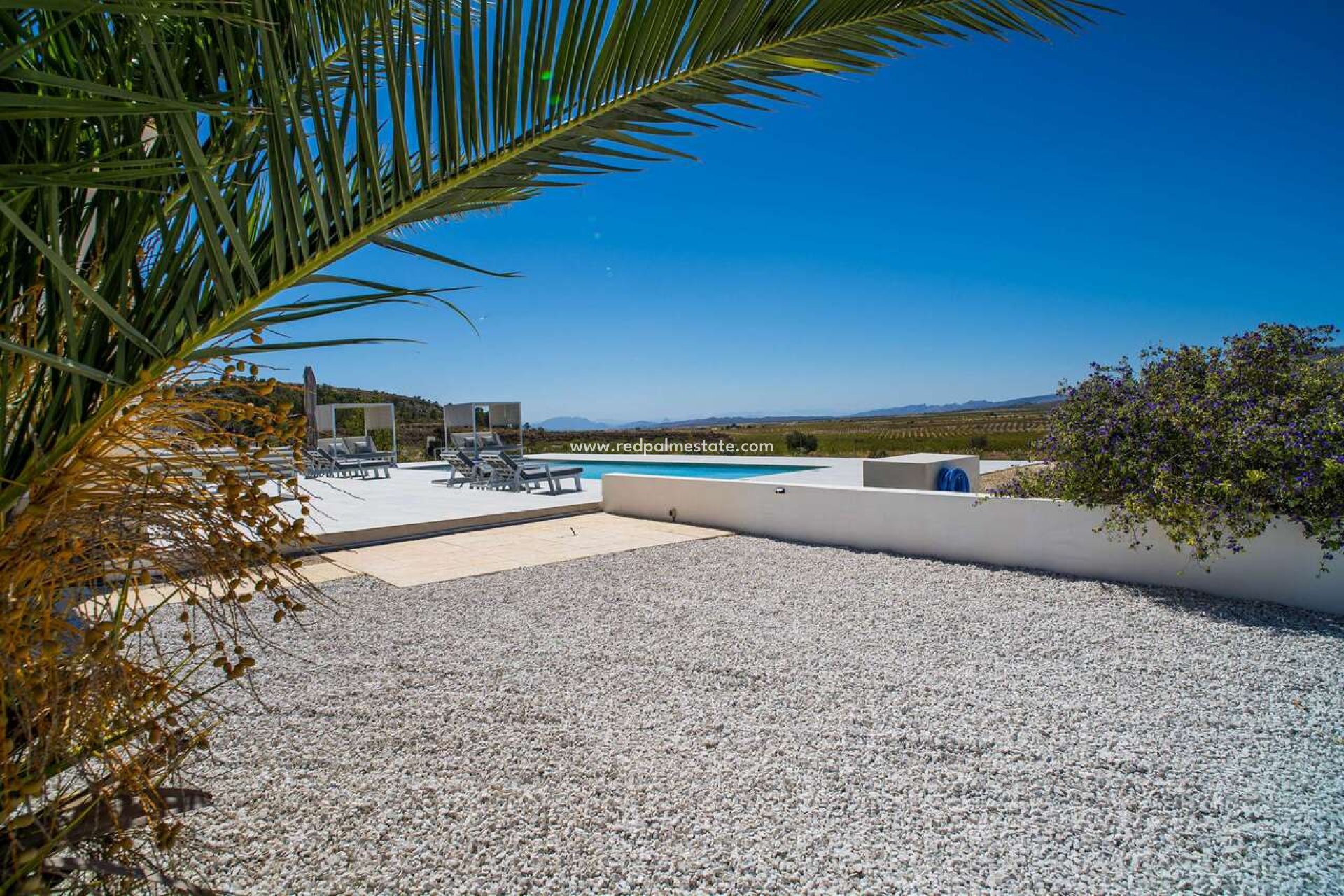 Revente - Villa -
Pinoso - Inland