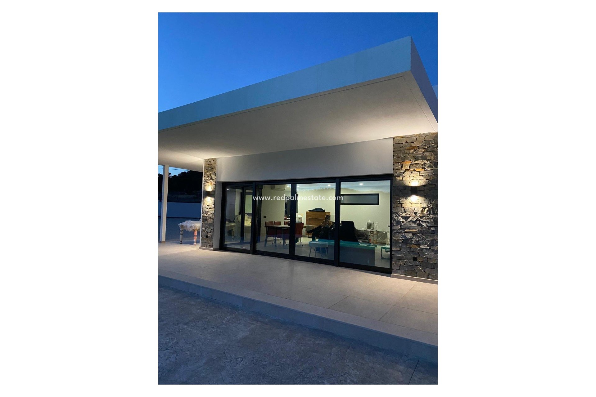 Revente - Villa -
Pinoso - Inland