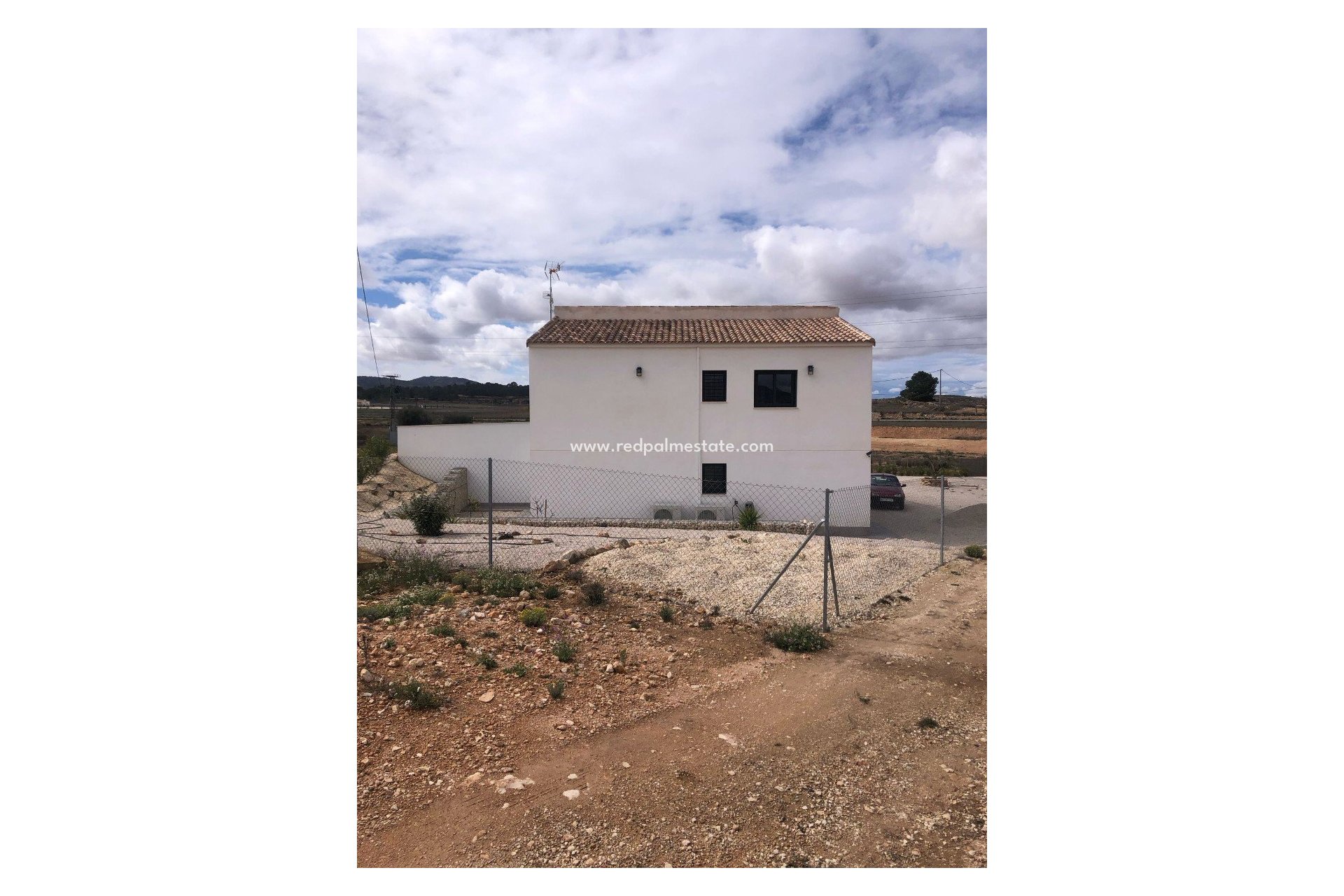 Revente - Villa -
Pinoso - Inland