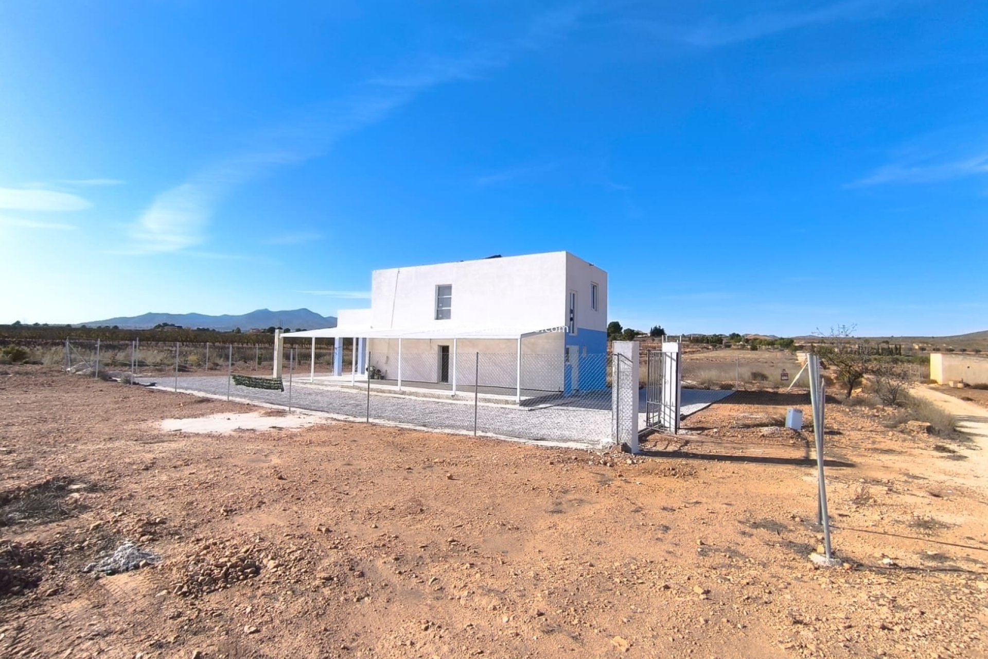 Revente - Villa -
Pinoso - Inland