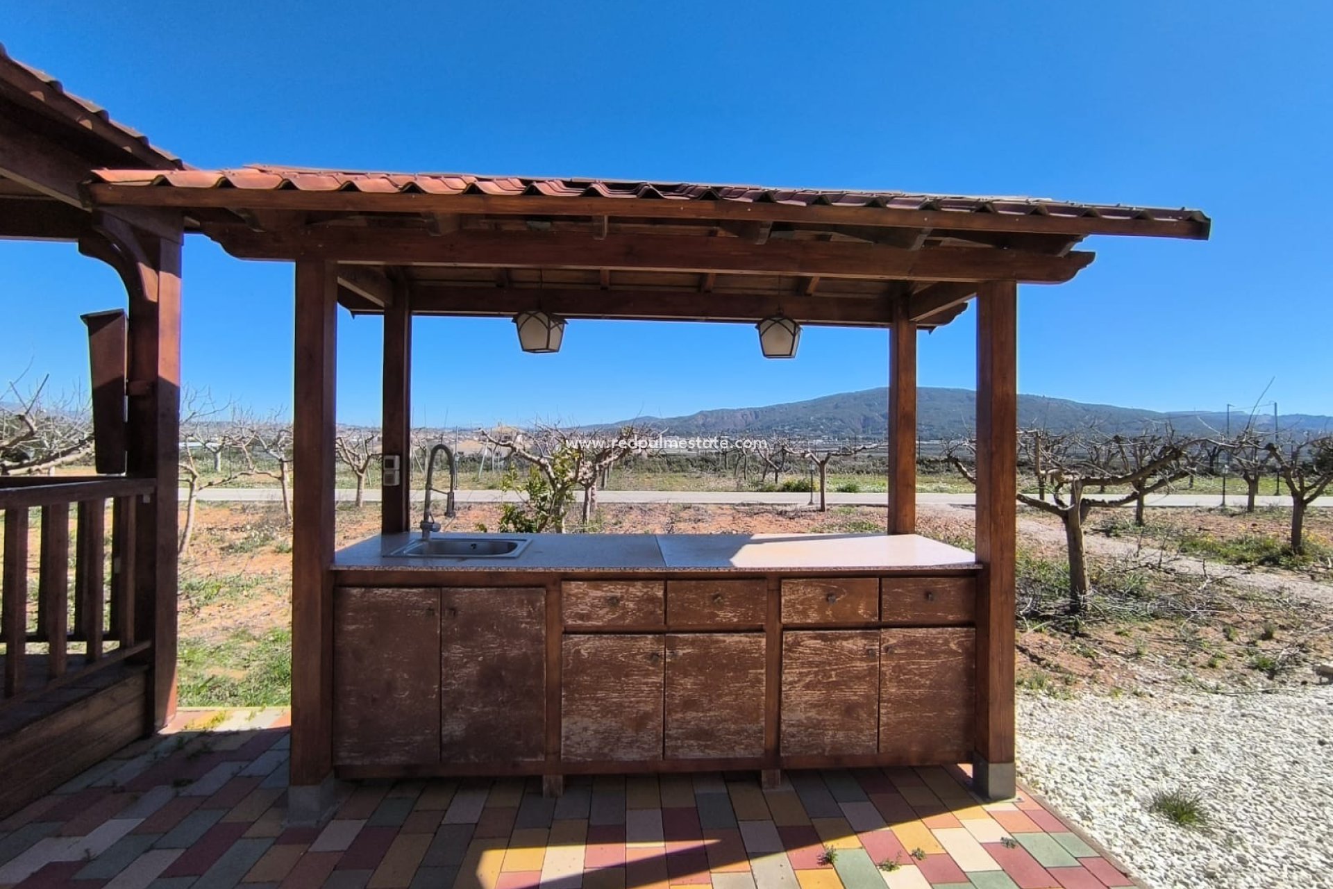 Revente - Villa -
Pinoso - Inland