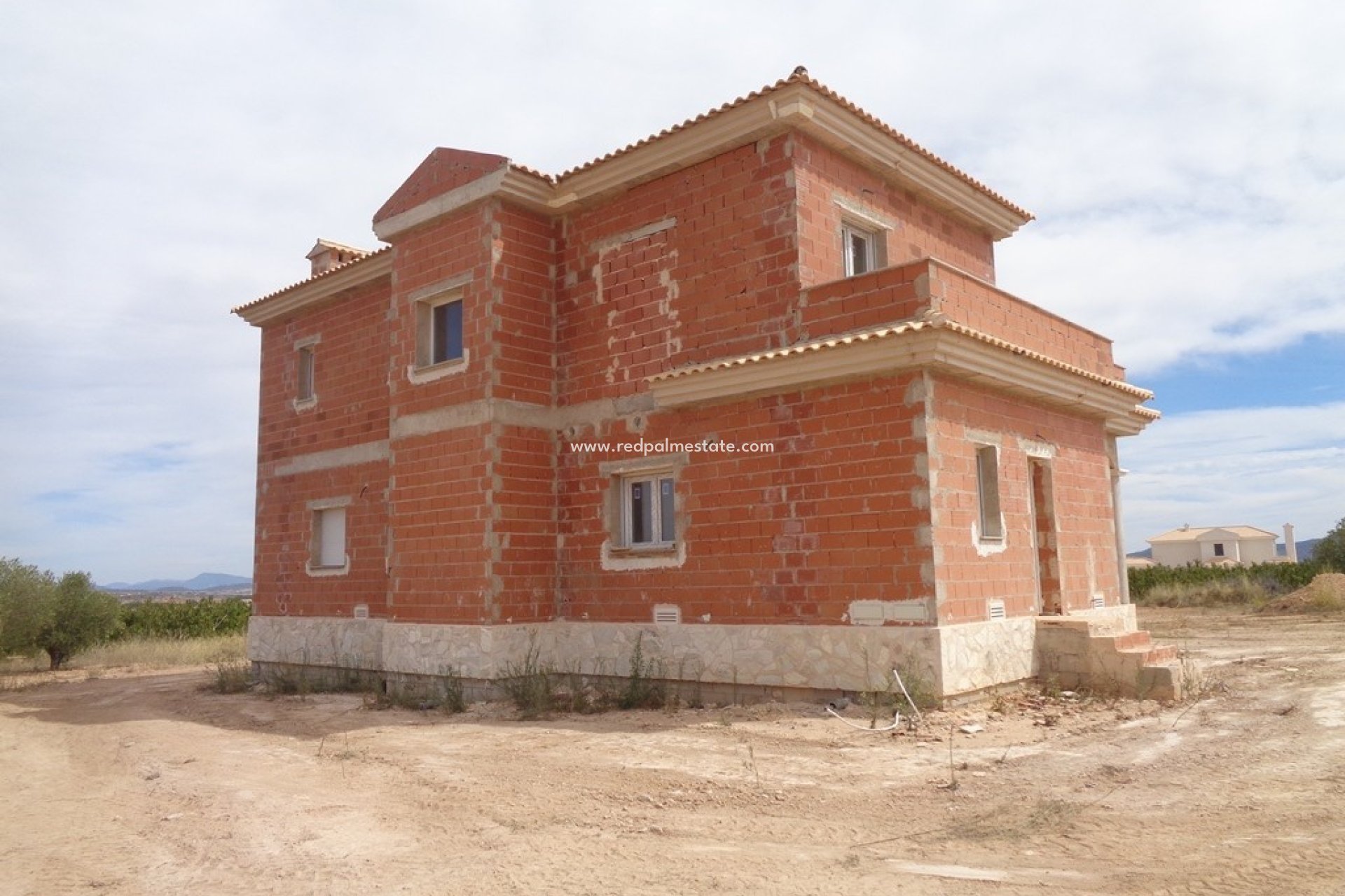 Revente - Villa -
Pinoso