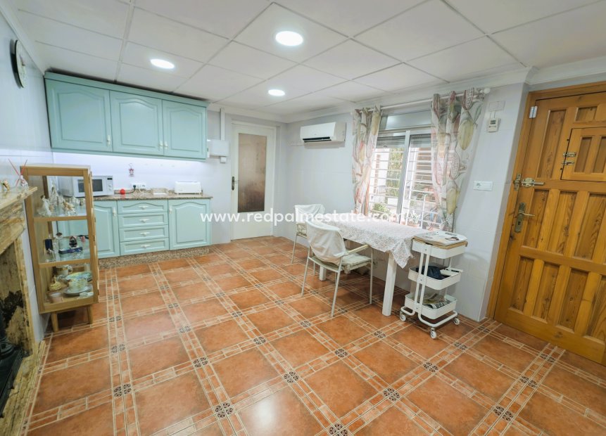Revente - Villa -
Rafal - Inland