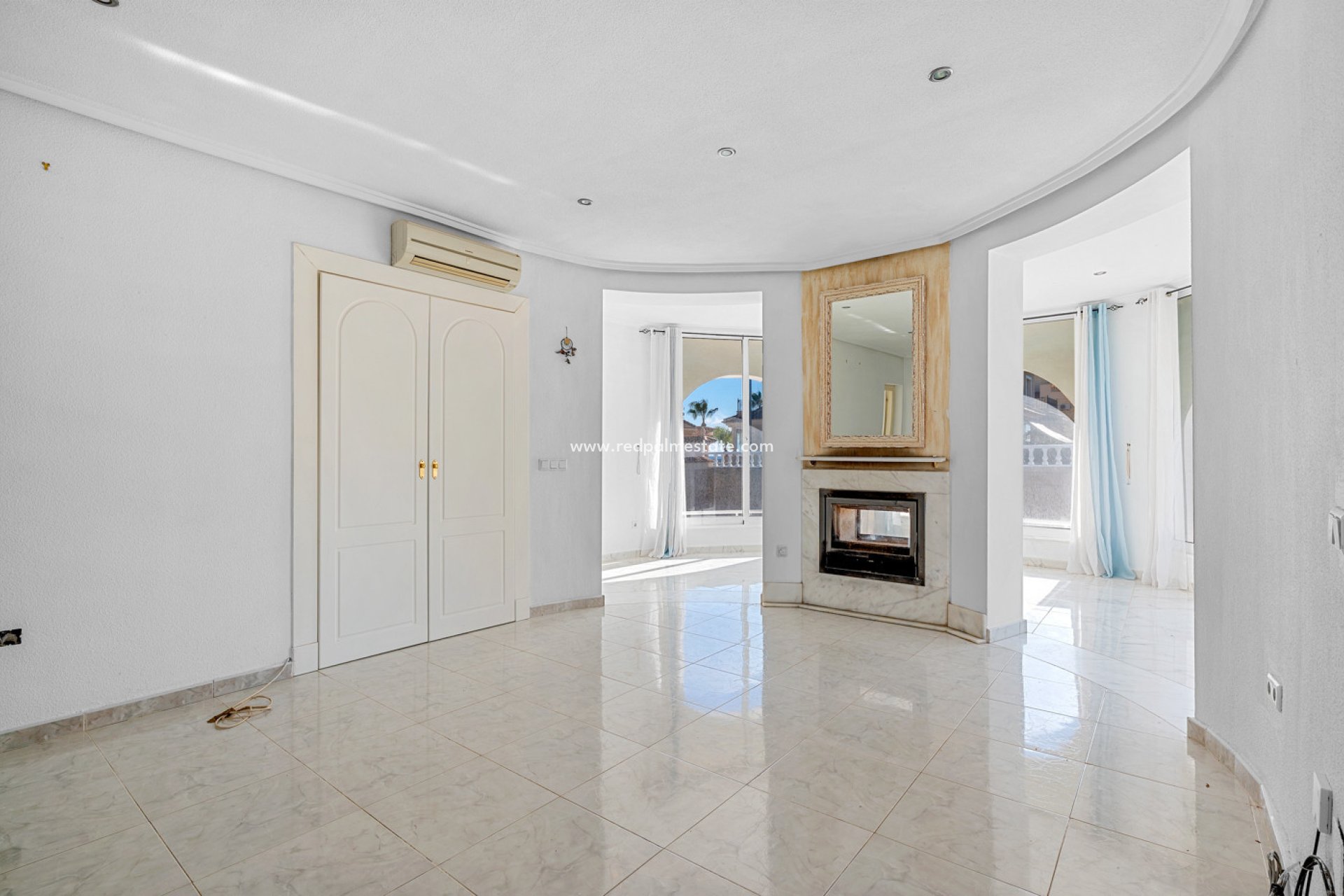 Revente - Villa -
Rojales - Inland