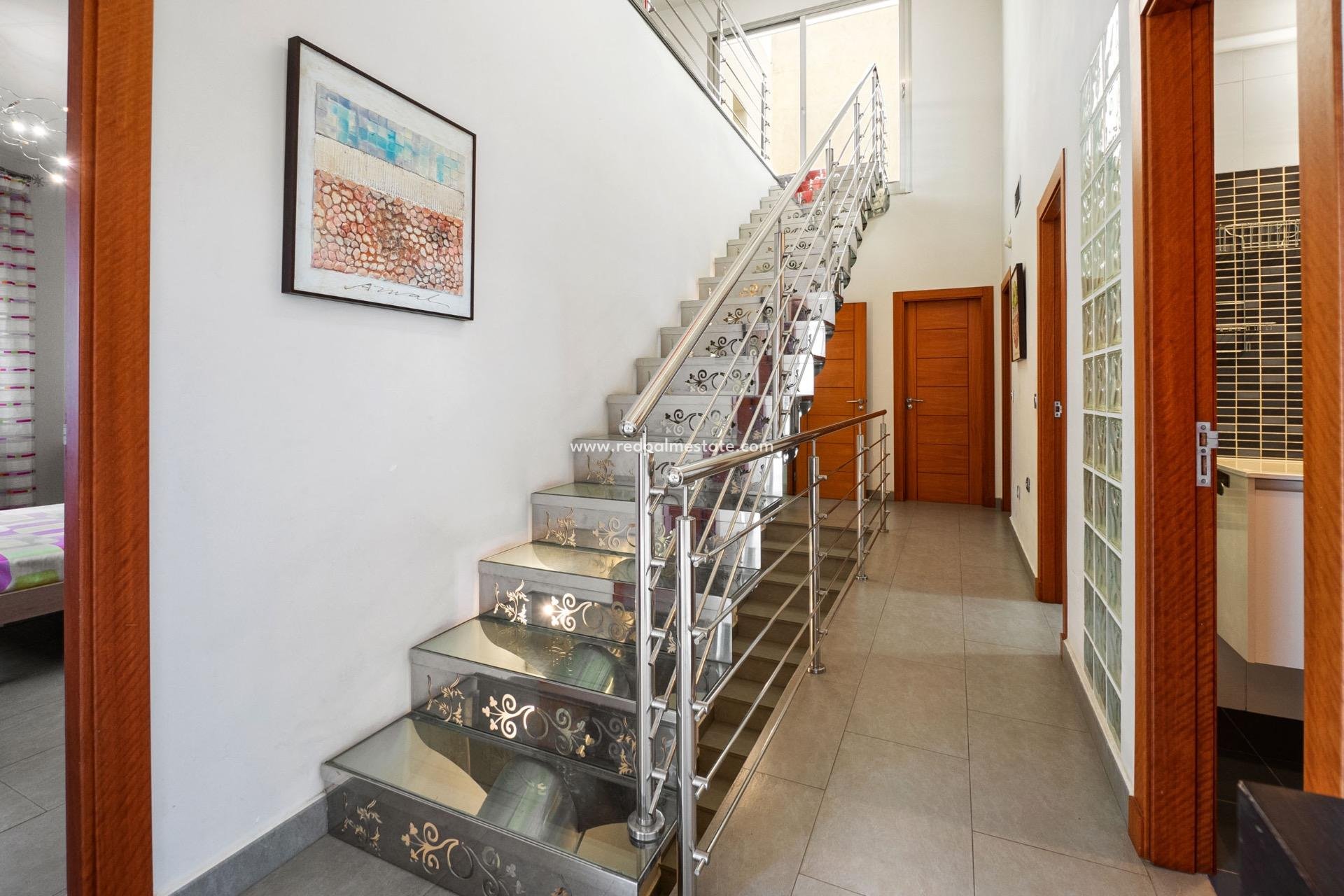 Revente - Villa -
Rojales