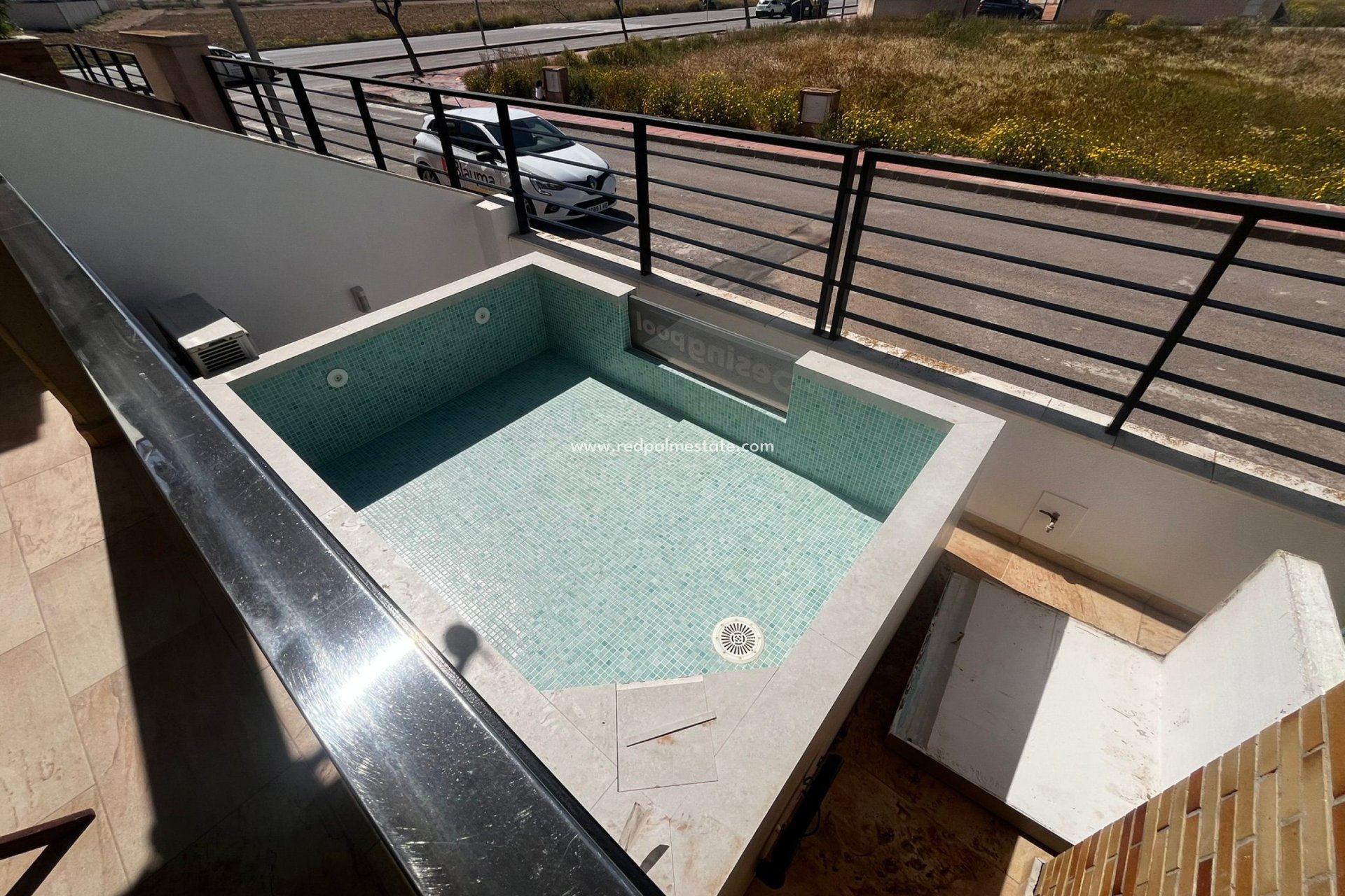 Revente - Villa -
ROLDAN - Inland