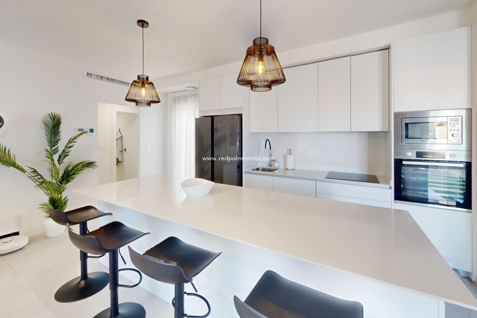 Revente - Villa -
ROLDAN - Inland