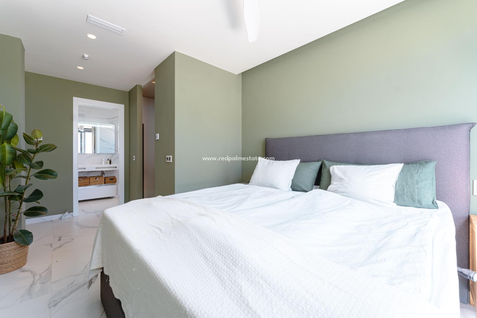 Revente - Villa -
San Miguel de Salinas - Bellavista