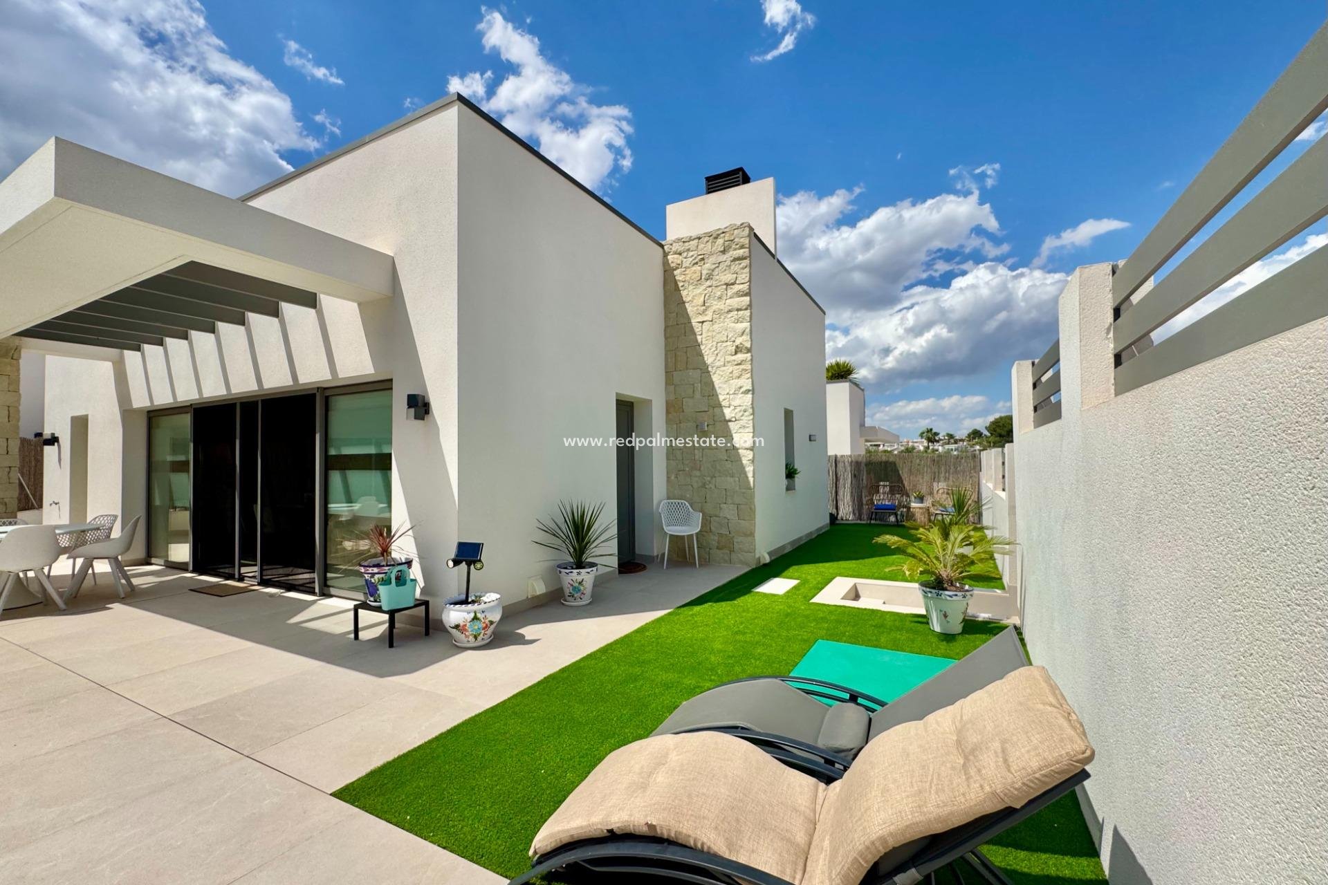 Revente - Villa -
San Miguel de Salinas - Blue Lagoon - Galán