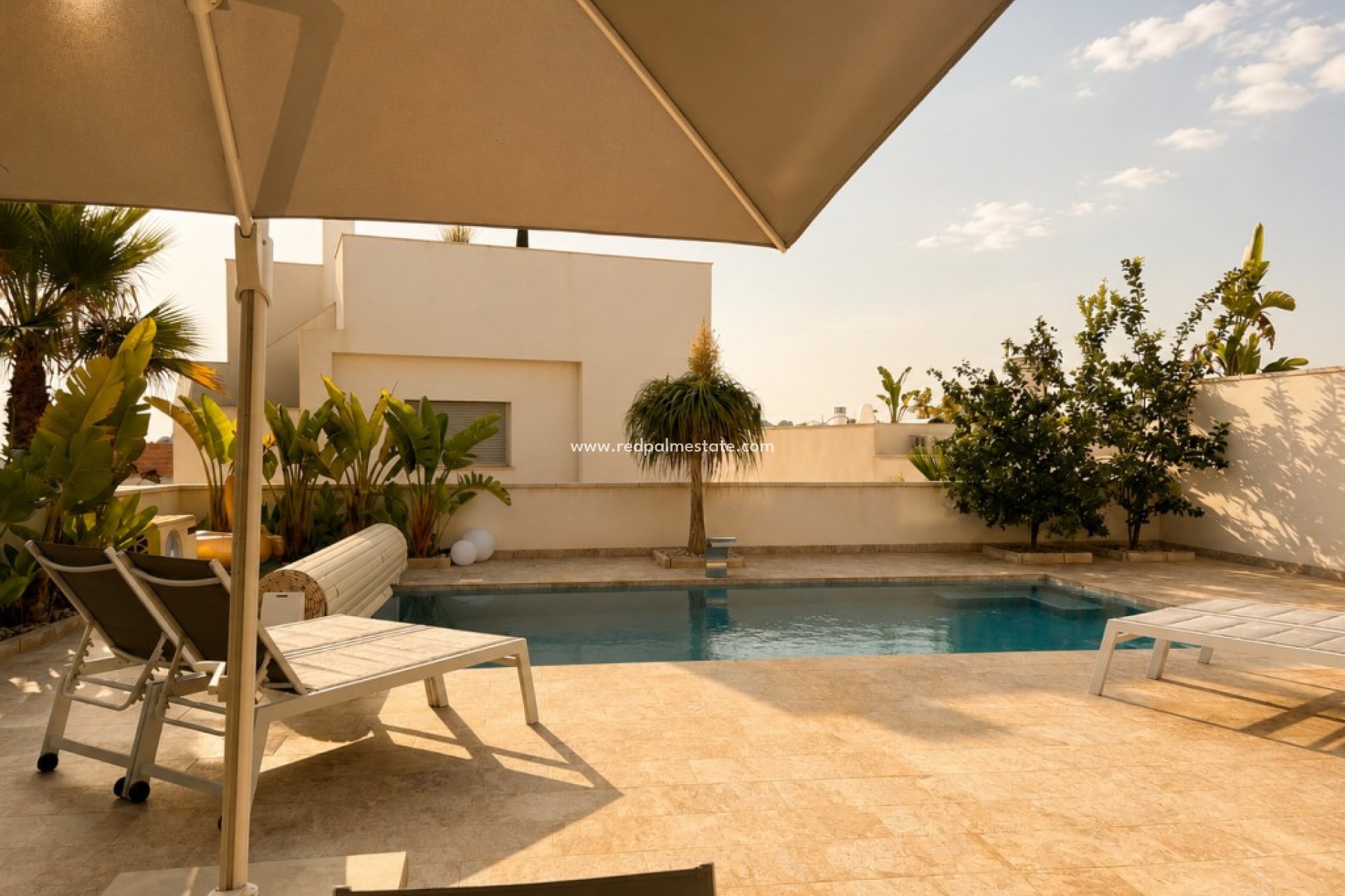 Revente - Villa -
San Miguel de Salinas - Inland