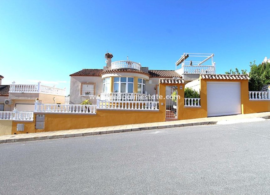 Revente - Villa -
San Miguel de Salinas - Inland