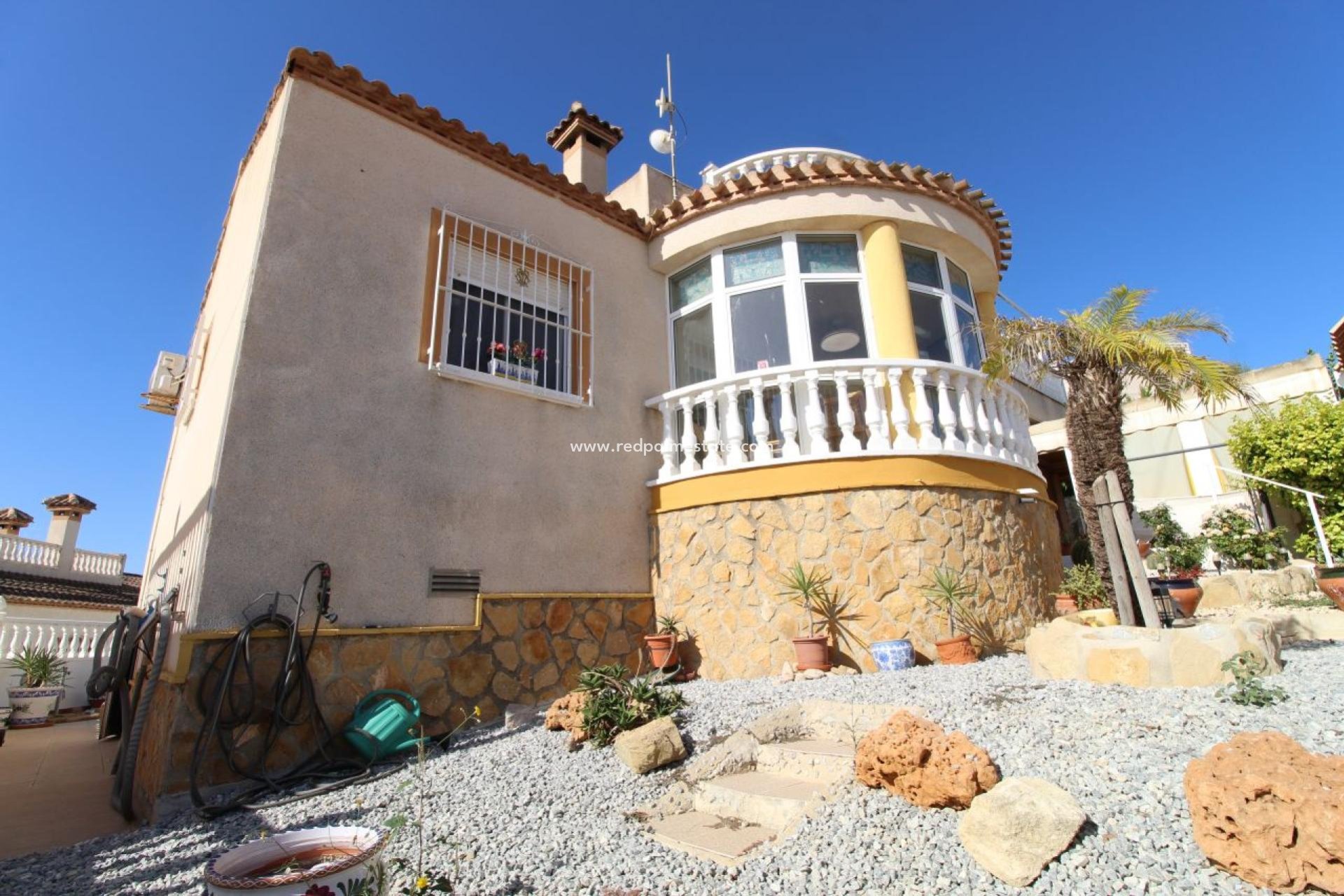 Revente - Villa -
San Miguel de Salinas - Inland