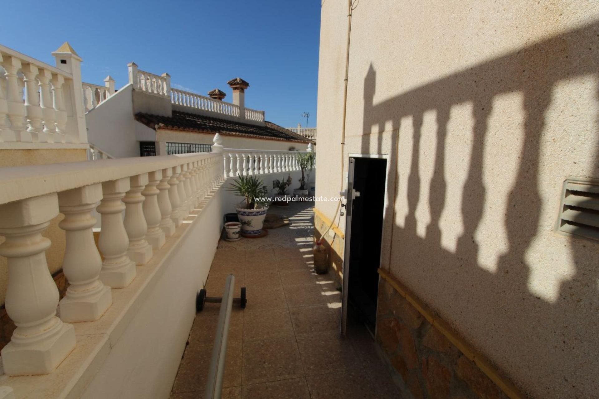 Revente - Villa -
San Miguel de Salinas - Inland