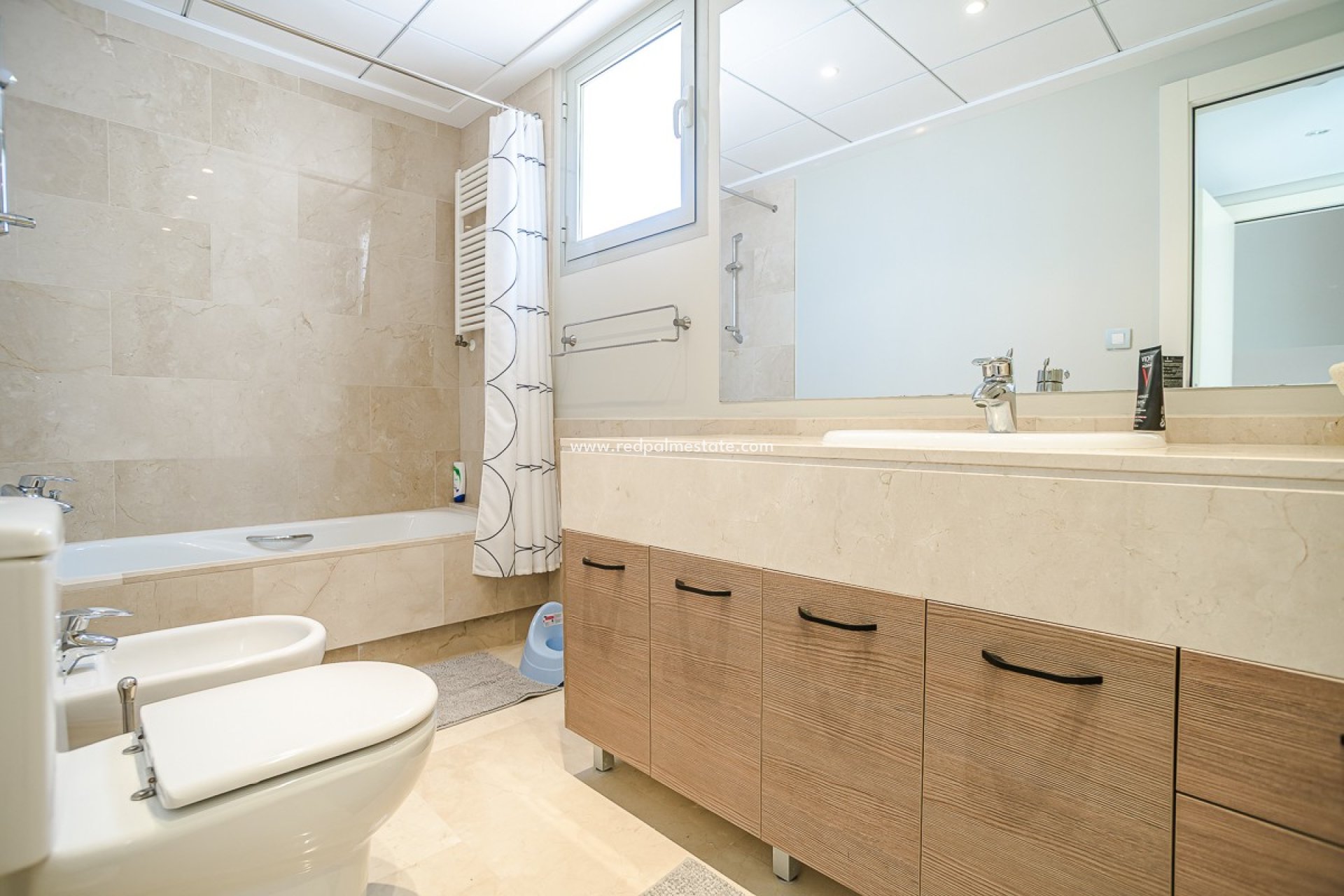 Revente - Villa -
San Miguel de Salinas - Inland