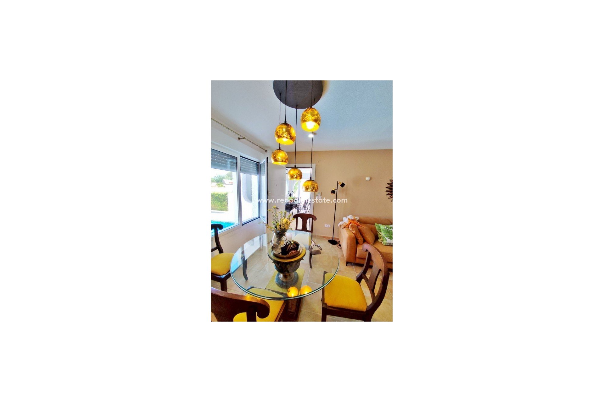 Revente - Villa -
San Miguel de Salinas - Inland