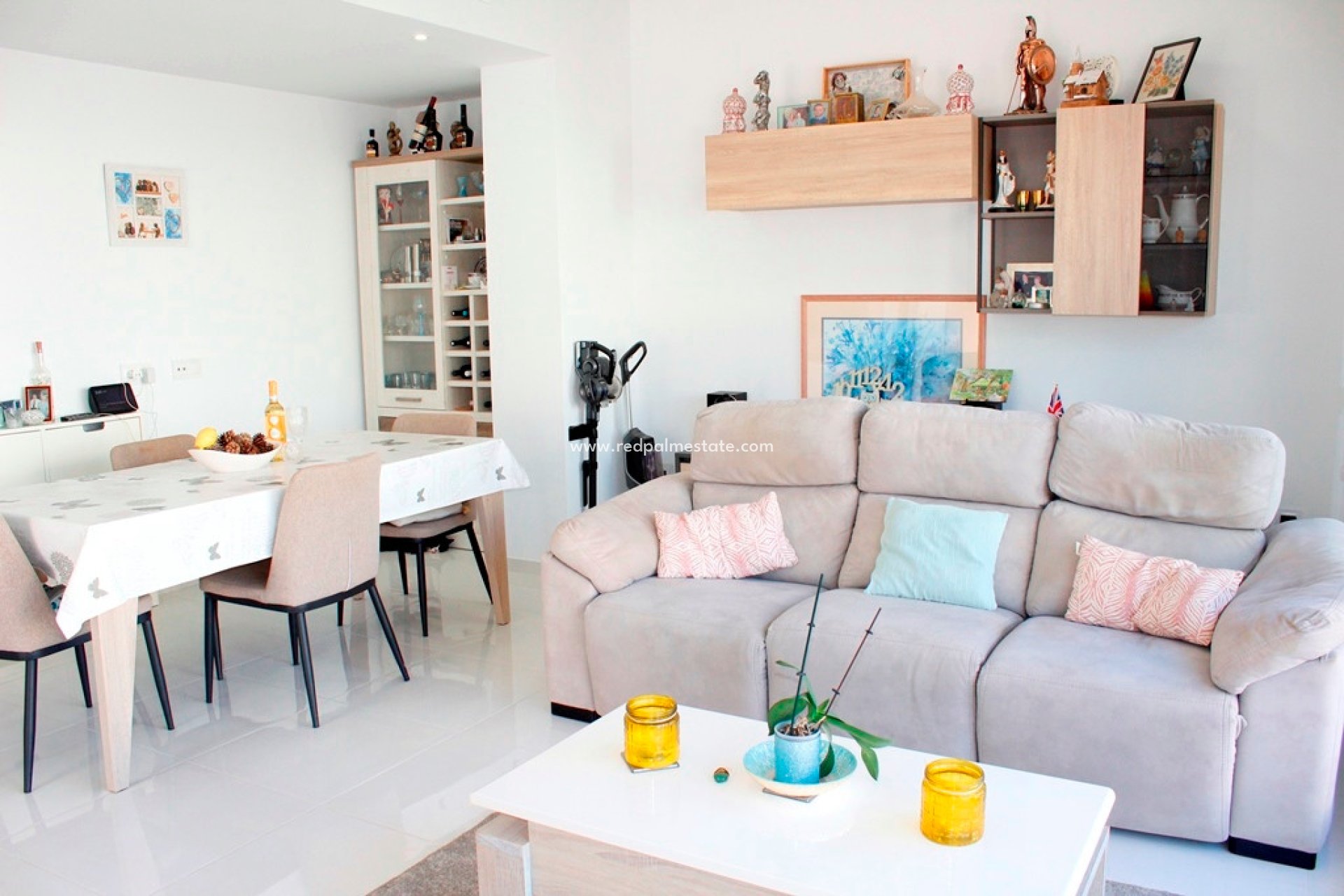 Revente - Villa -
San Miguel de Salinas - Inland