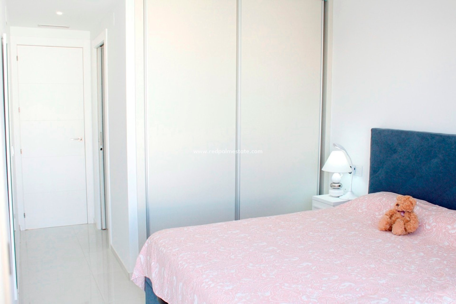 Revente - Villa -
San Miguel de Salinas - Inland