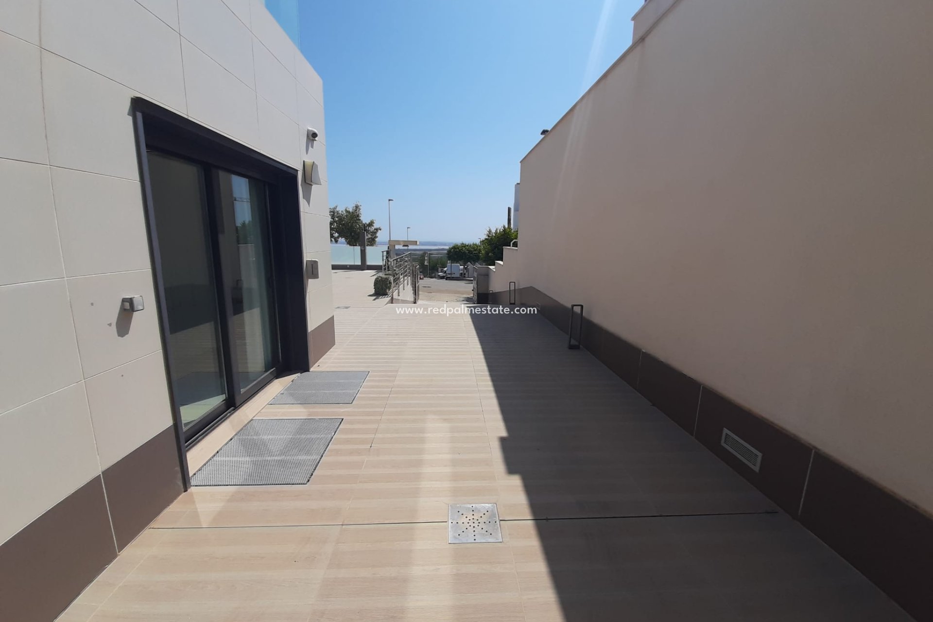 Revente - Villa -
San Miguel de Salinas - Inland