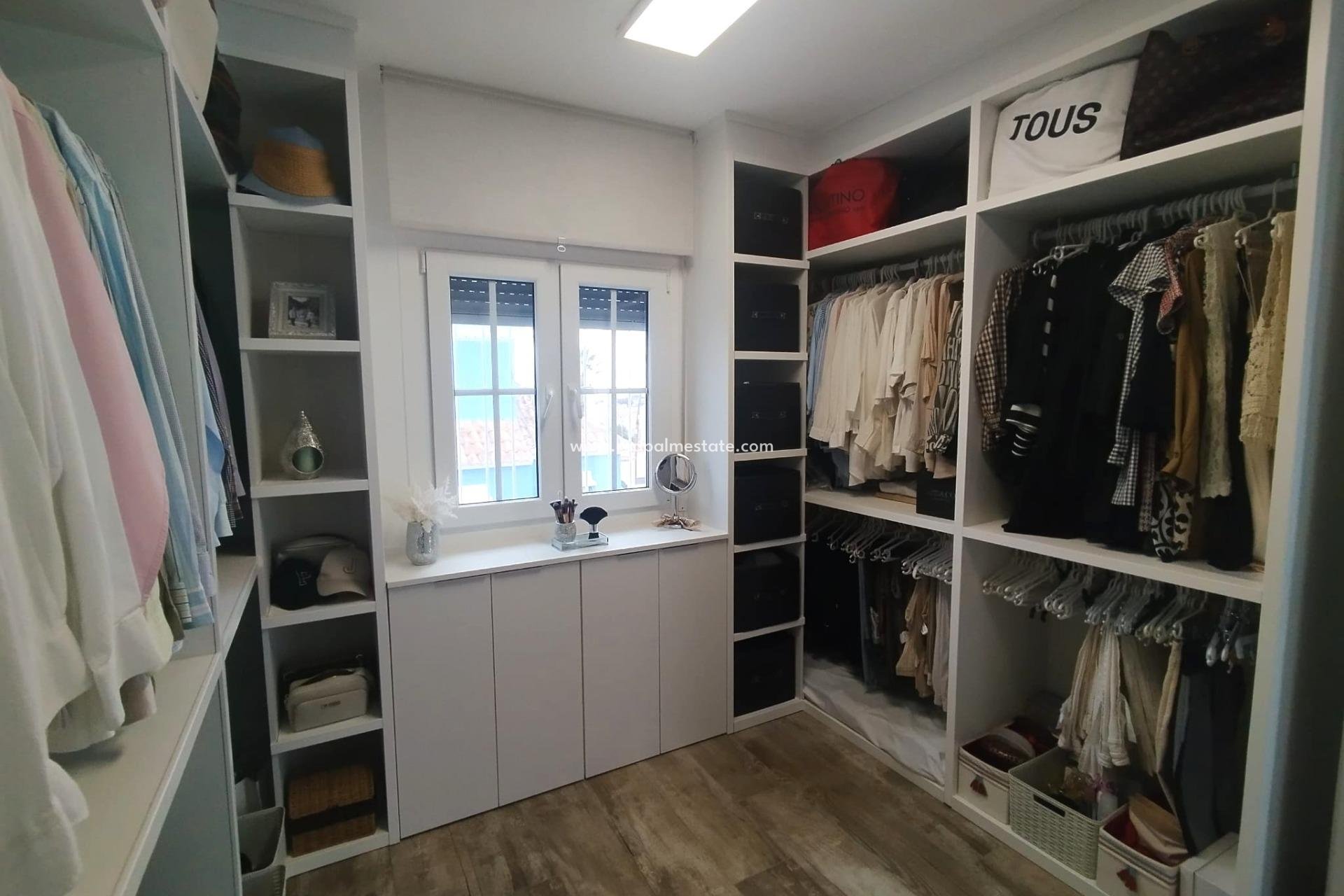 Revente - Villa -
San Miguel de Salinas - Inland