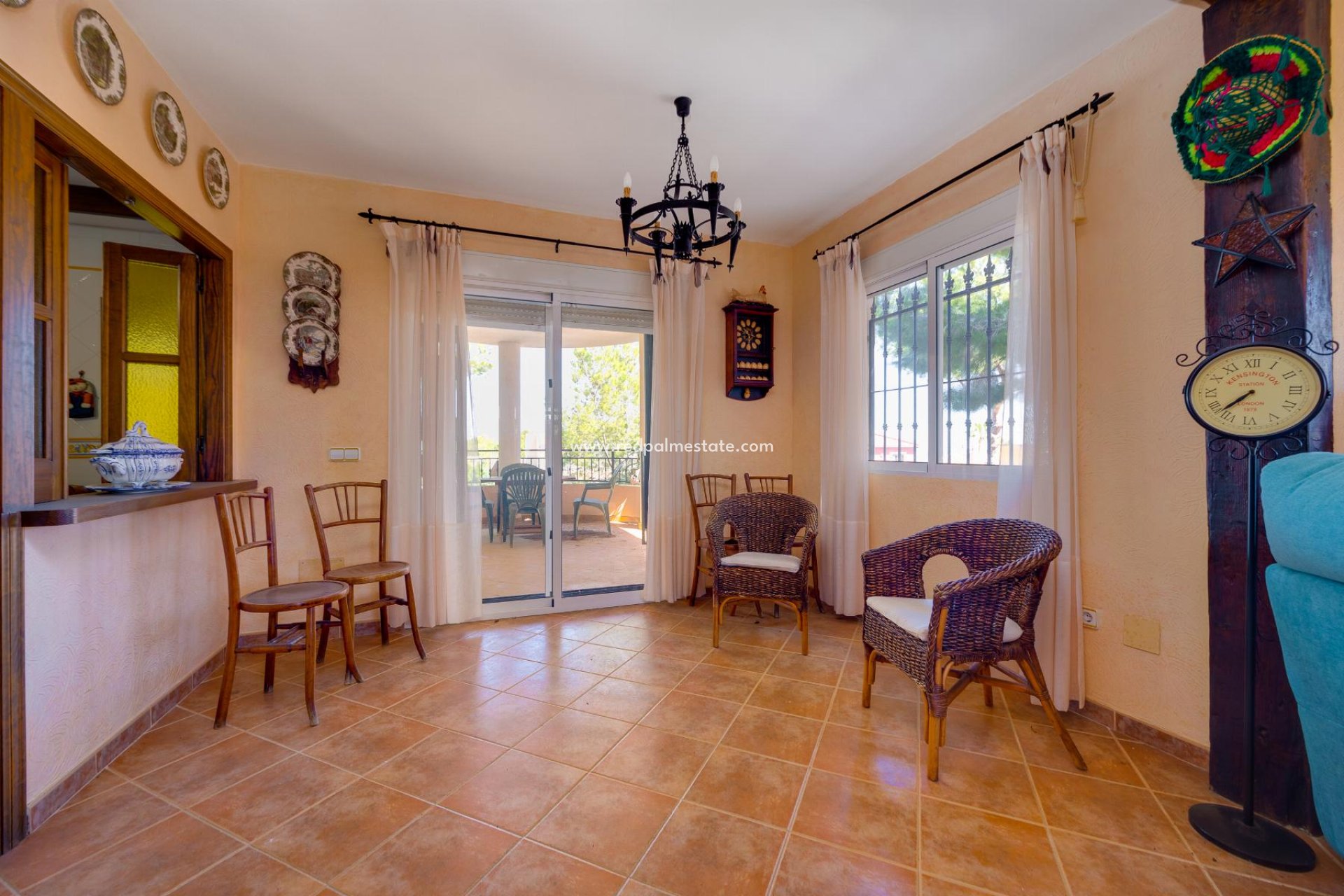 Revente - Villa -
San Miguel de Salinas - Inland