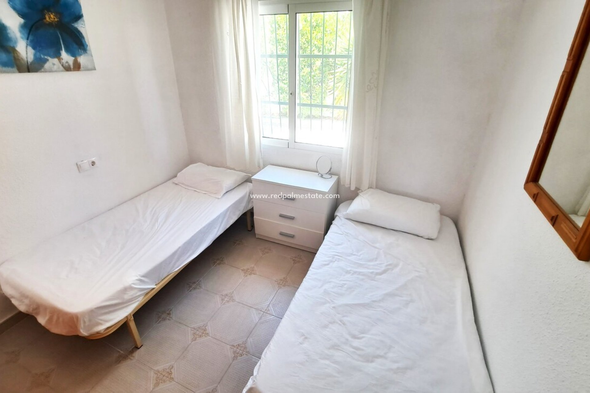Revente - Villa -
San Miguel de Salinas - Inland