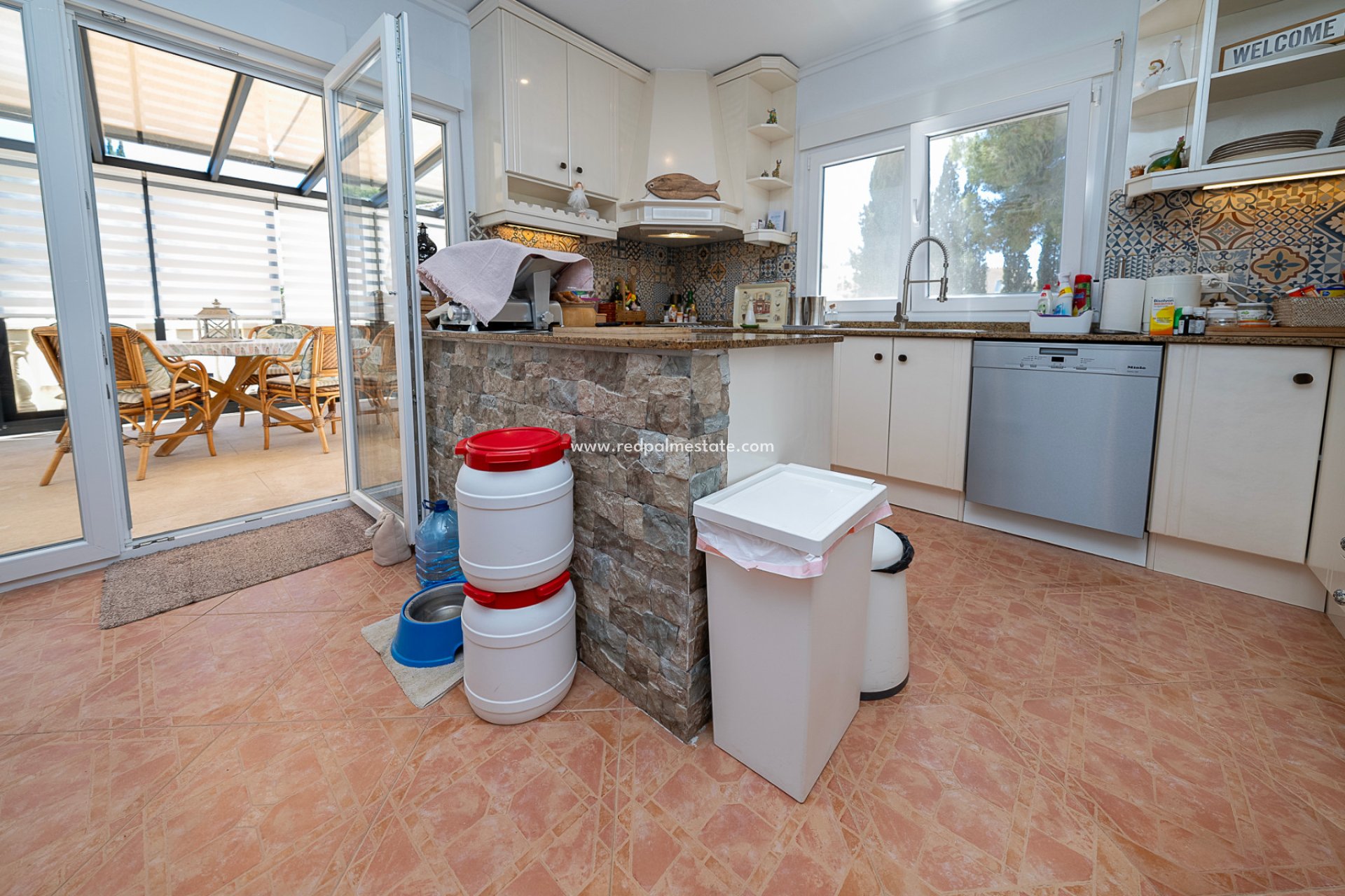 Revente - Villa -
San Miguel de Salinas - Las Communicaciones