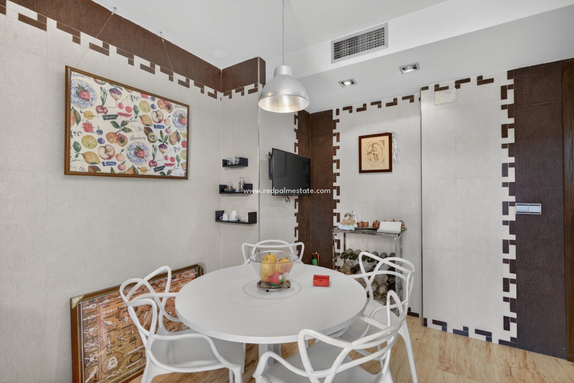 Revente - Villa -
Santa Pola