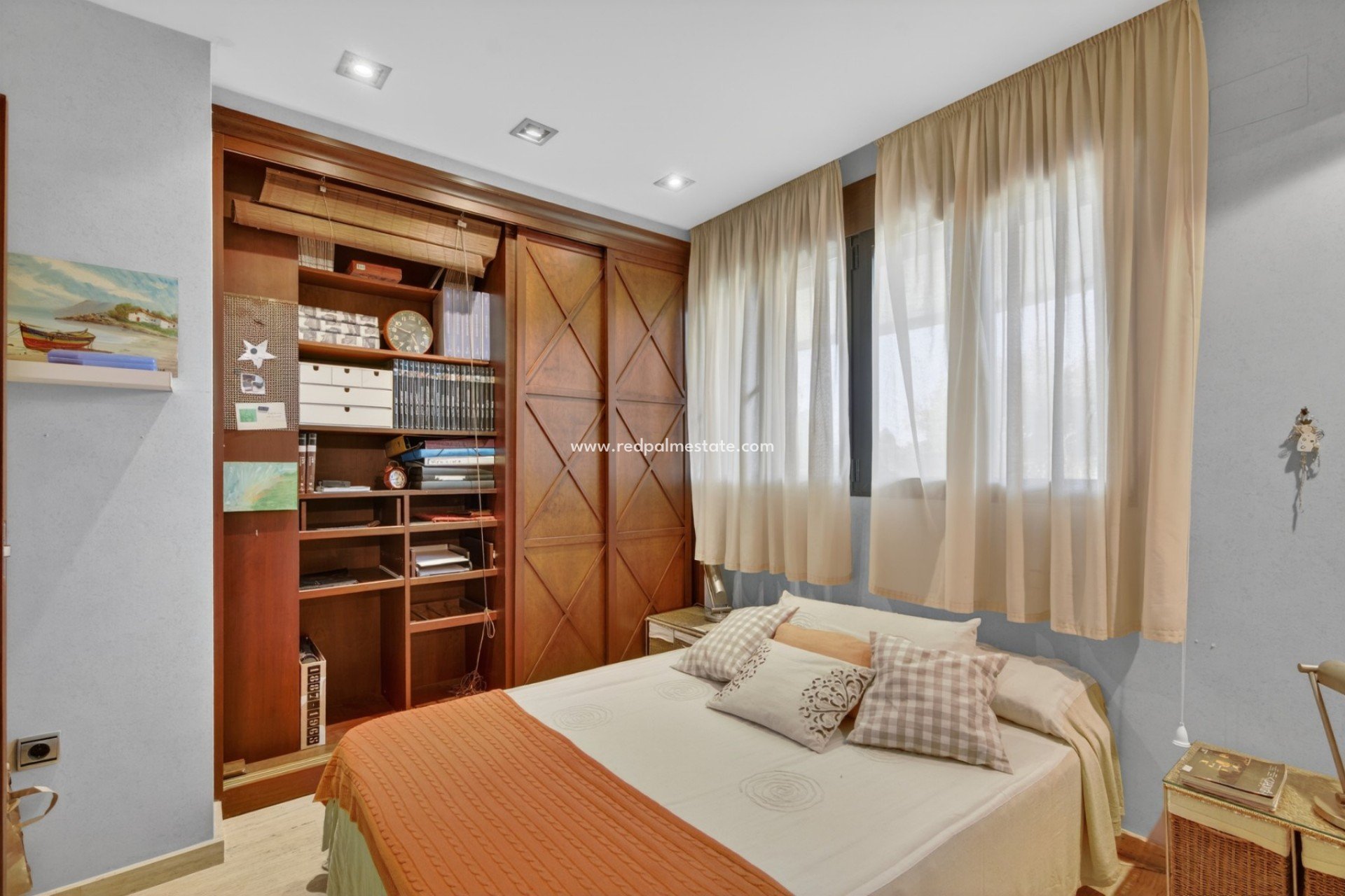 Revente - Villa -
Santa Pola