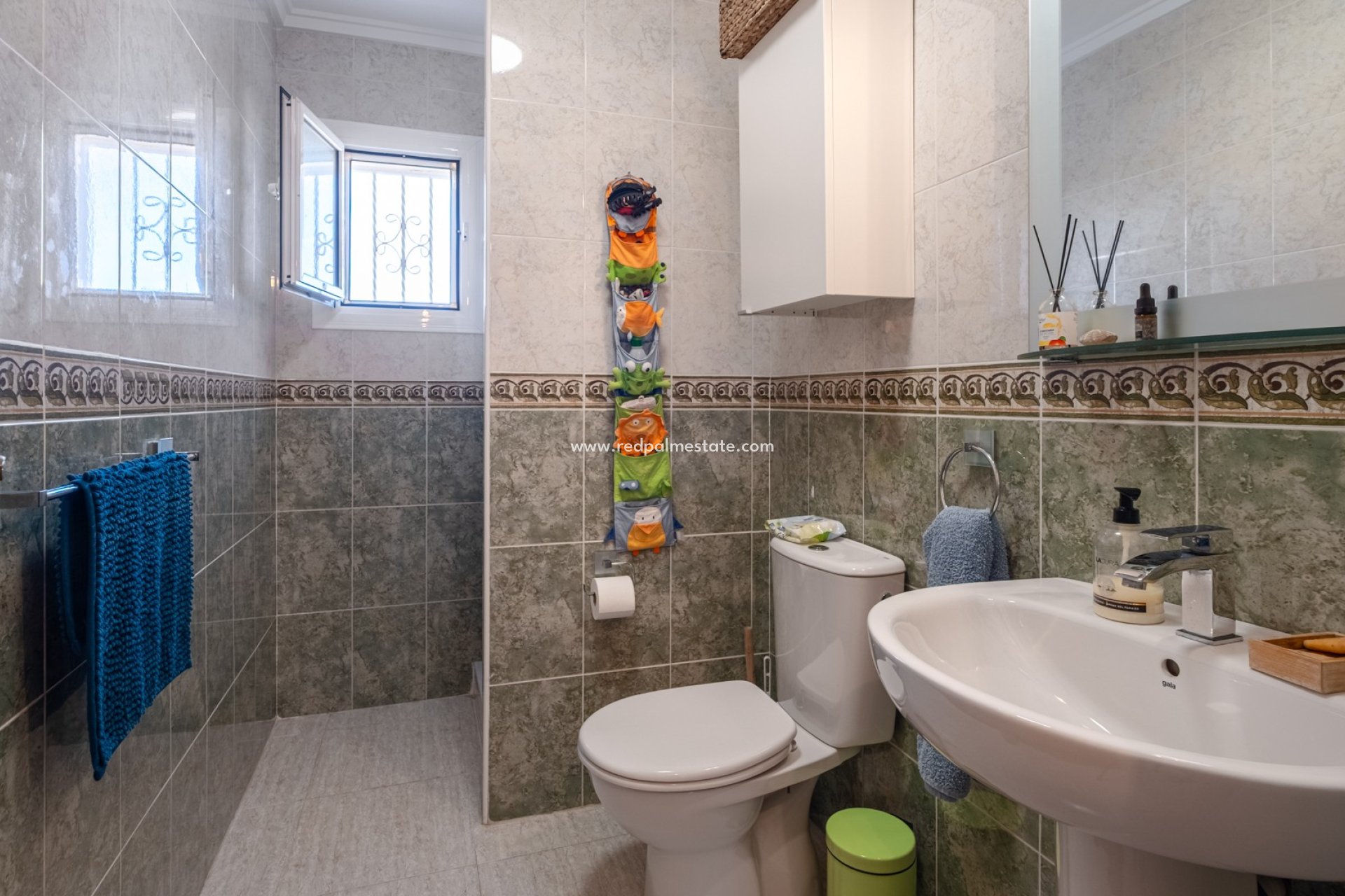 Revente - Villa -
Santa Pola