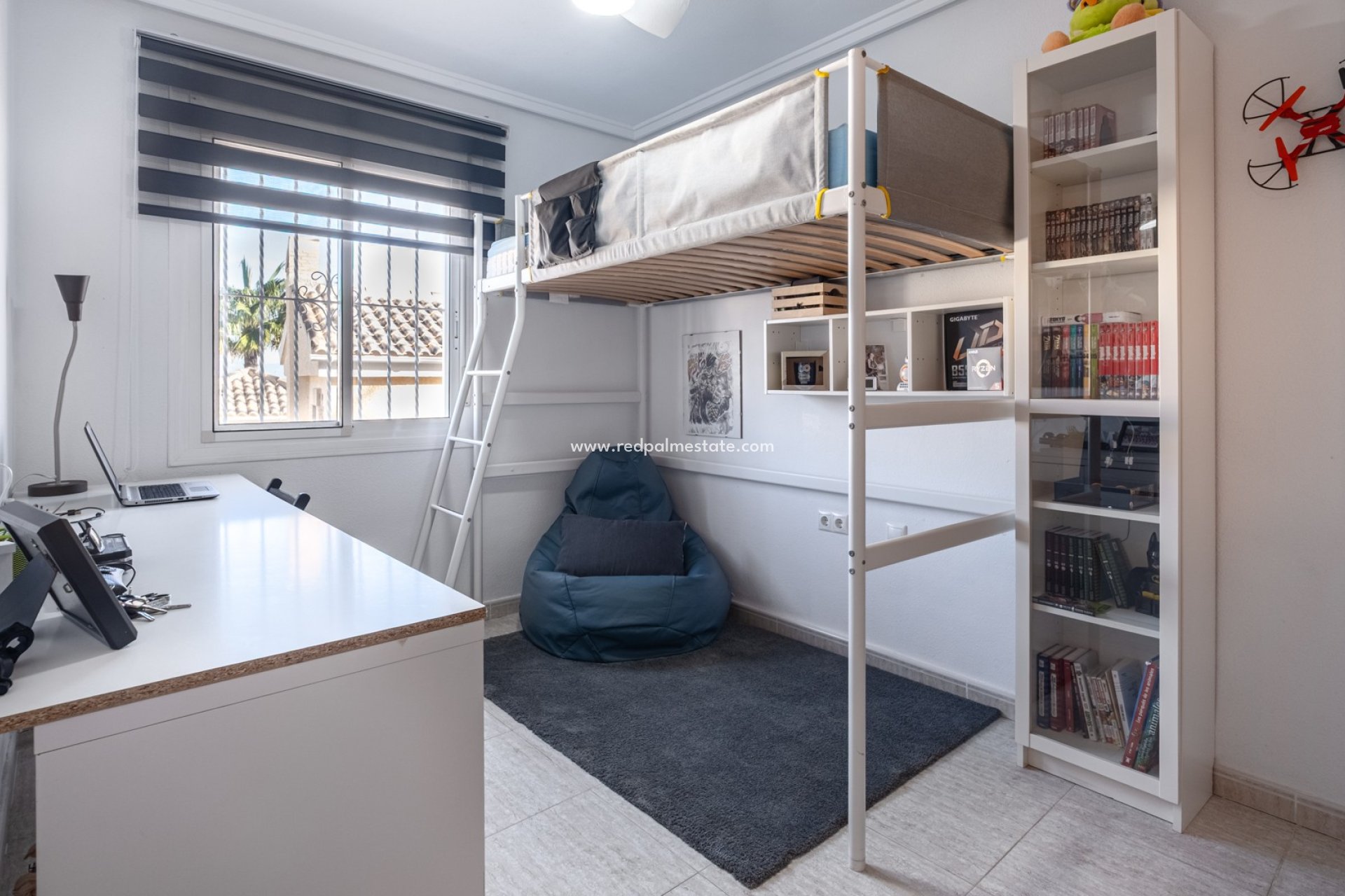 Revente - Villa -
Santa Pola